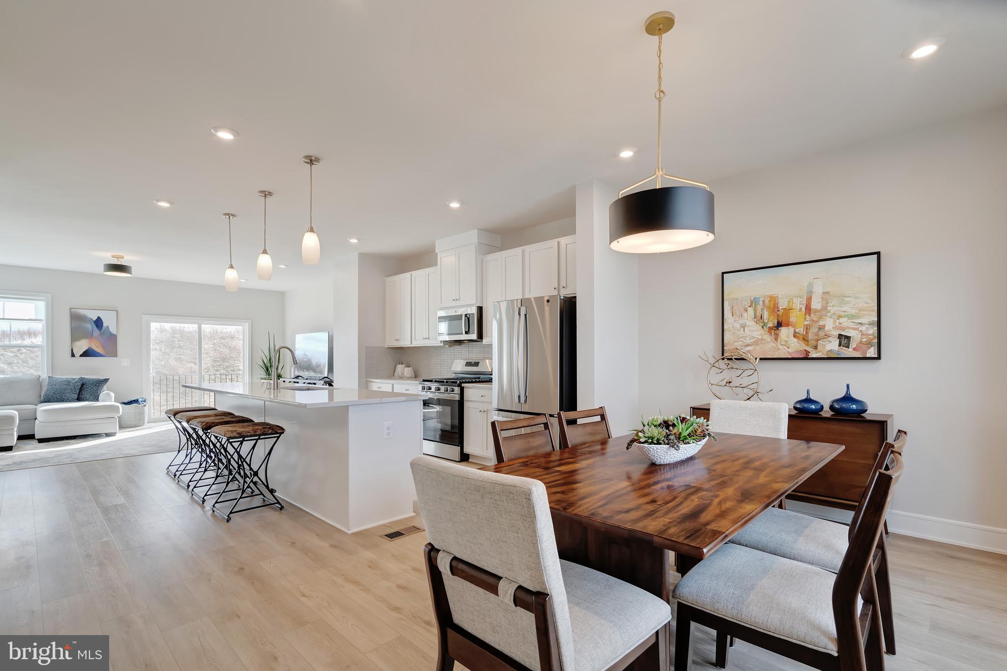 LAKE FREDERICK - Residential