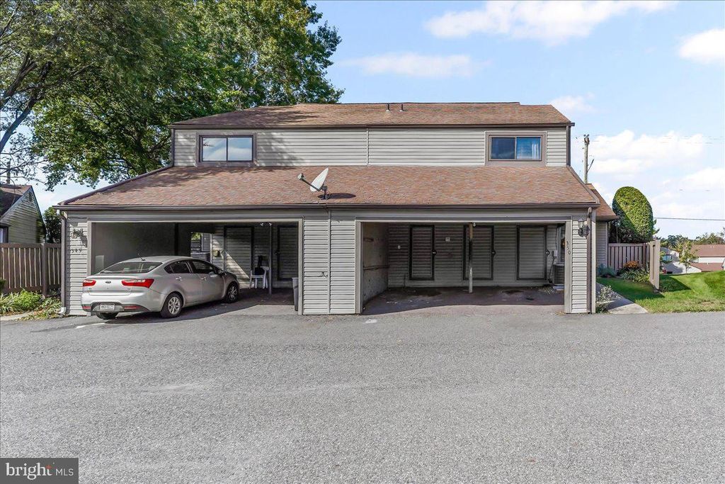 Photo of 350 Bridge Street, COLLEGEVILLE, PA 19426 (MLS # PAMC2156578)