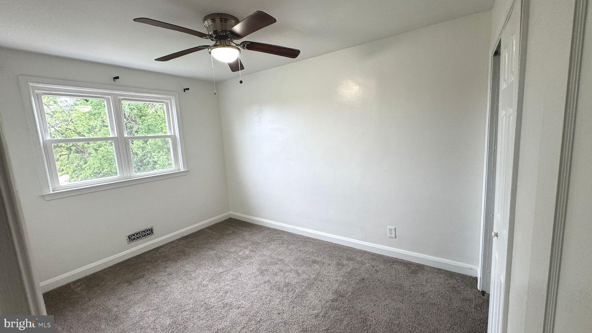 ACADEMY ACRES - Residential Lease