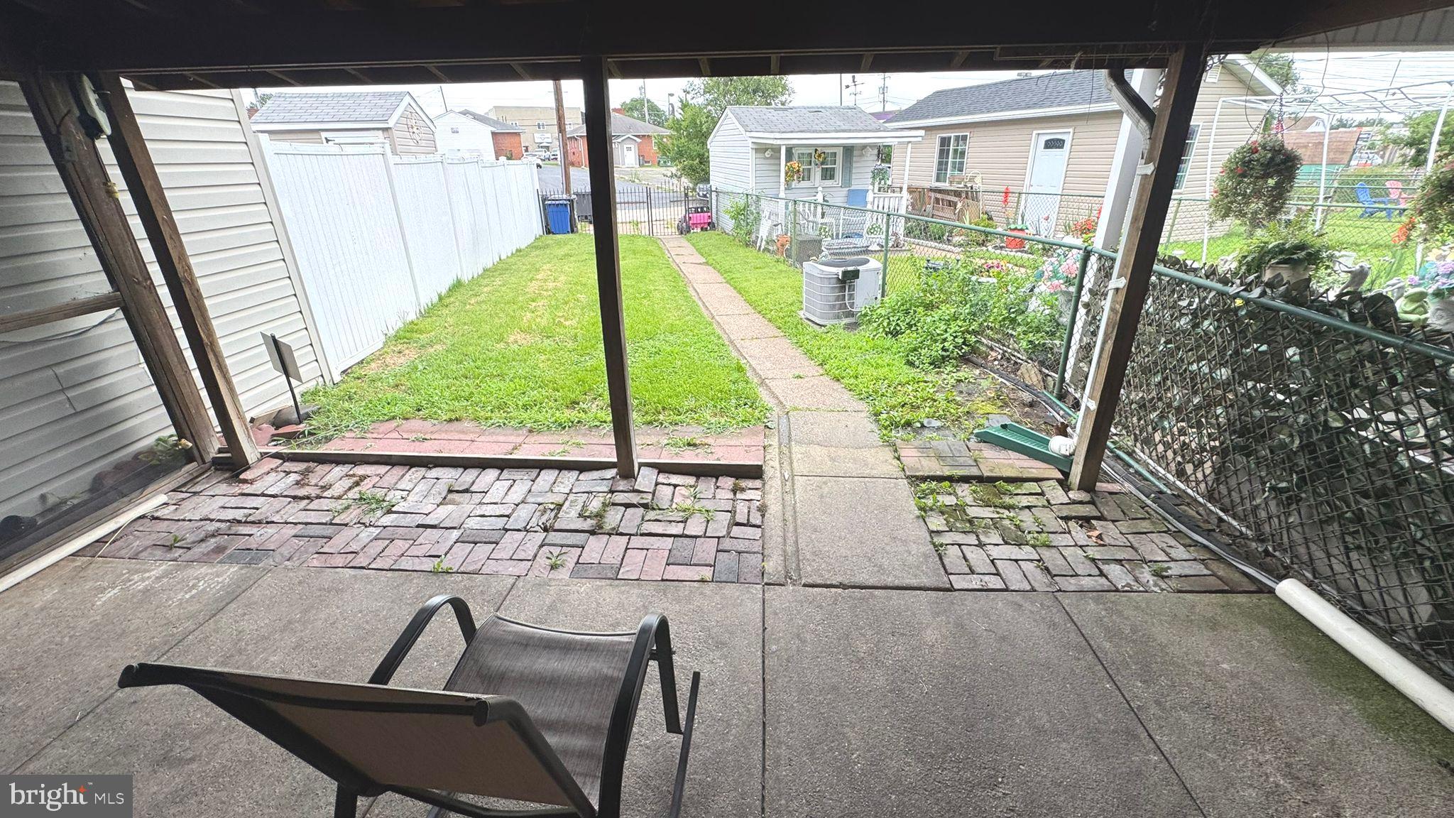 ACADEMY ACRES - Residential Lease