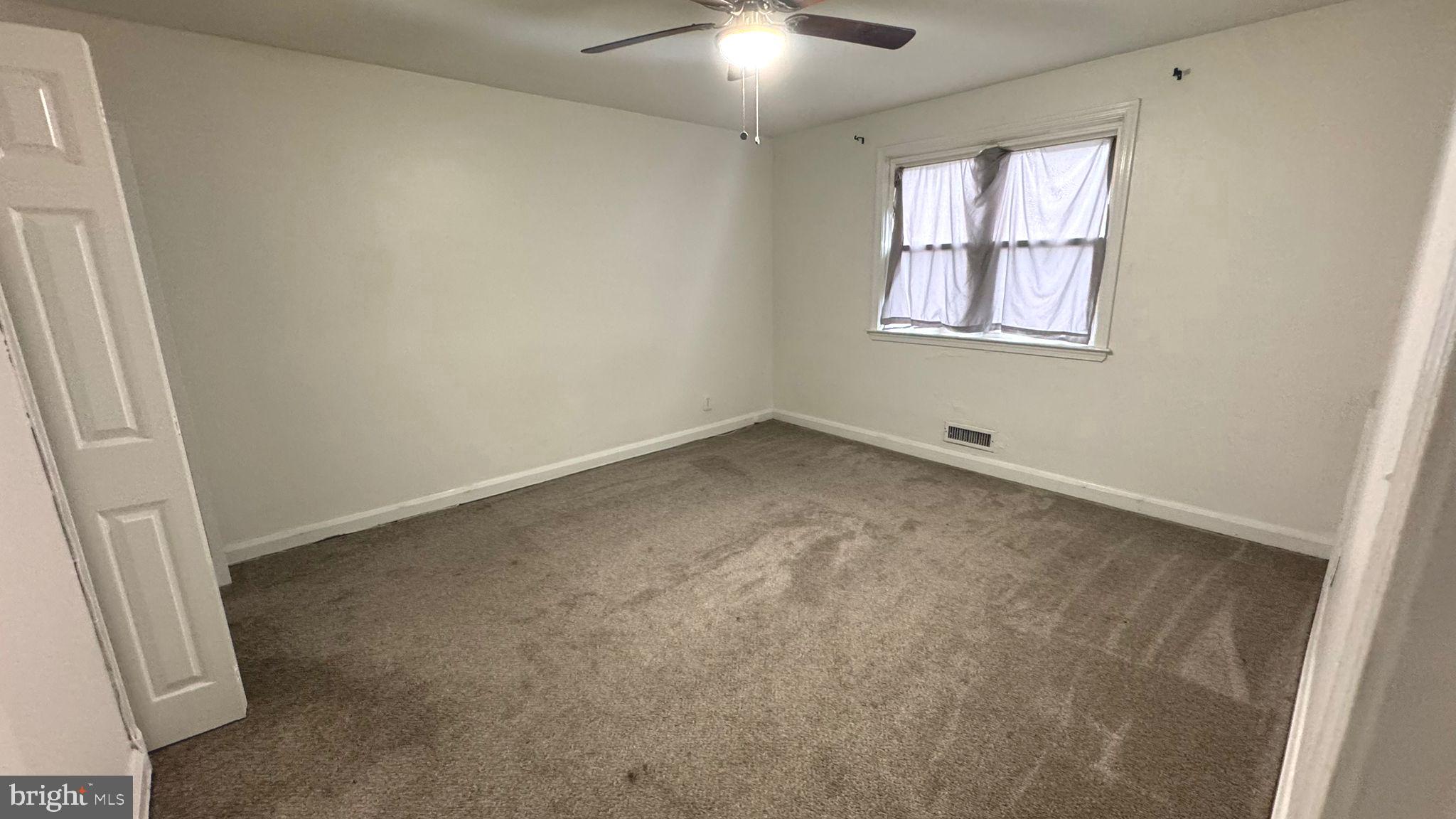 ACADEMY ACRES - Residential Lease