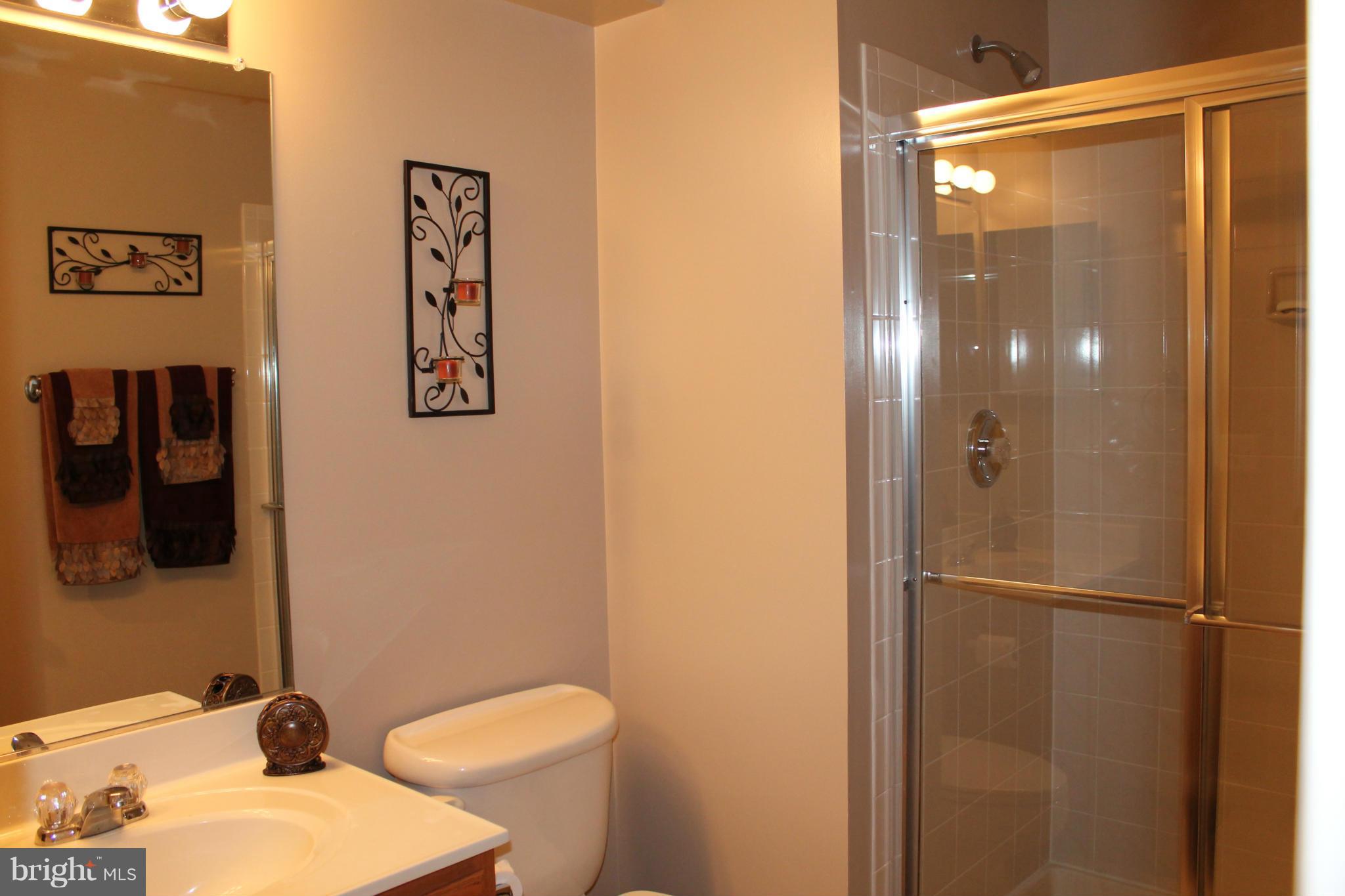 VILLAGE AT LORTON VALLEY - Residential Lease