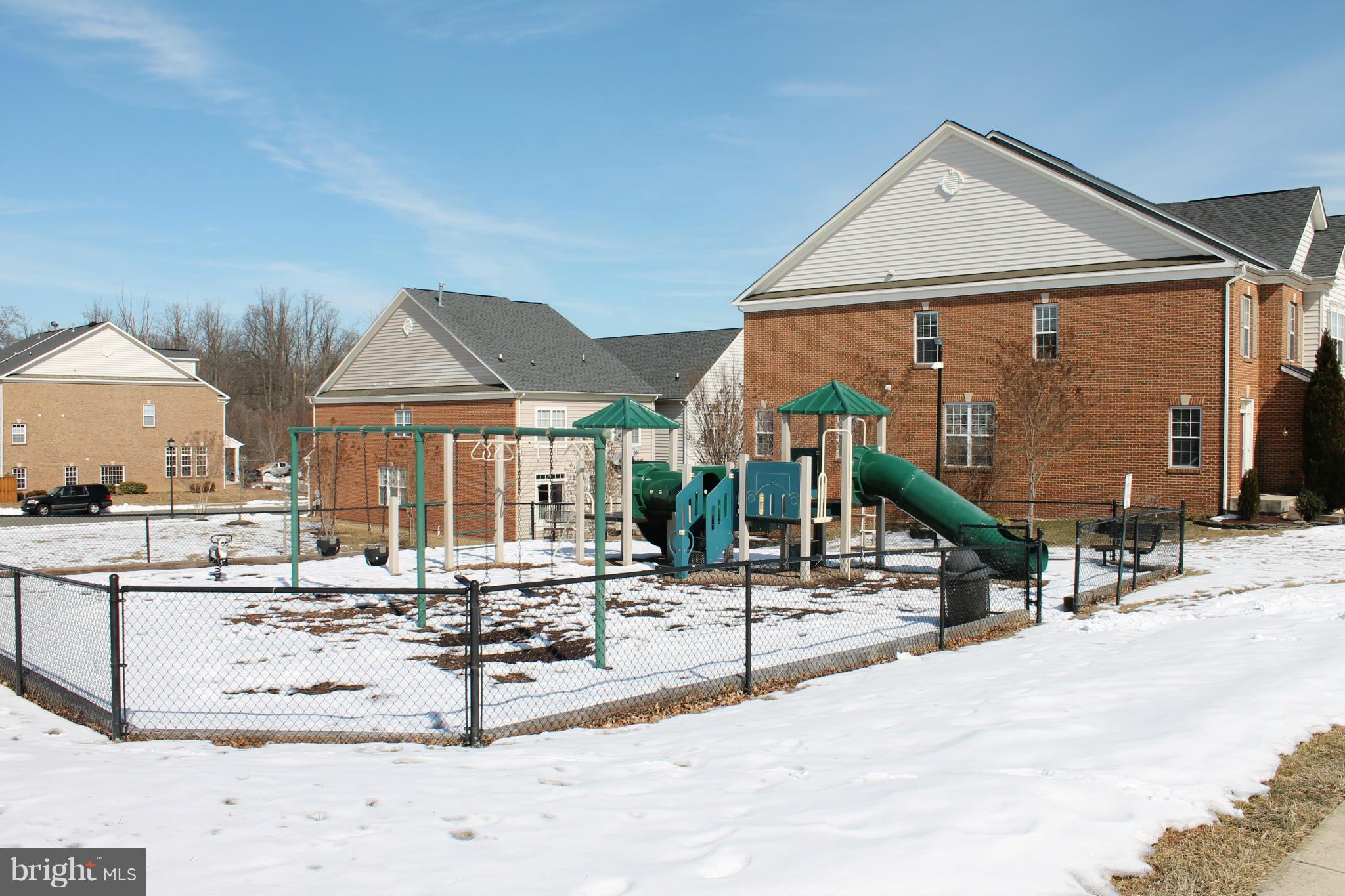 VILLAGE AT LORTON VALLEY - Residential Lease