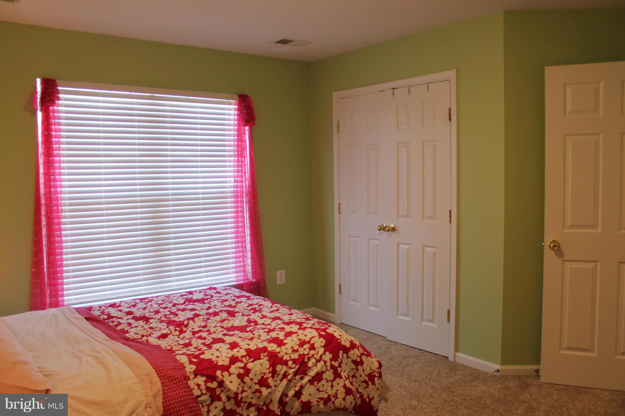 VILLAGE AT LORTON VALLEY - Residential Lease