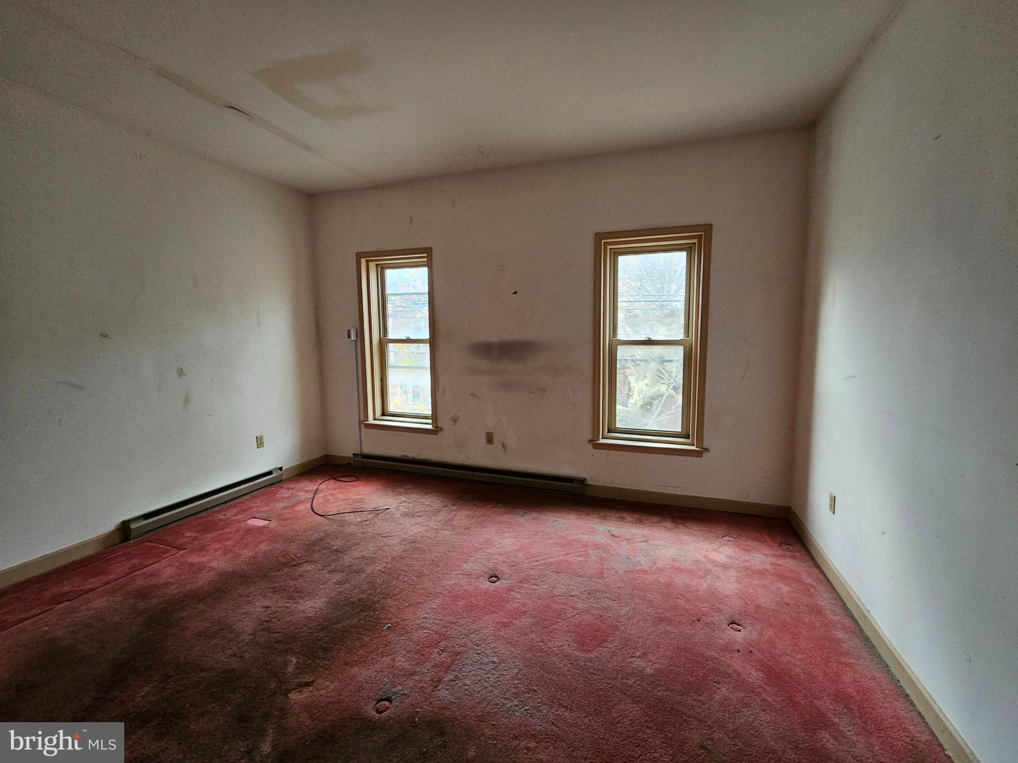 DOWNTOWN YORK - Residential