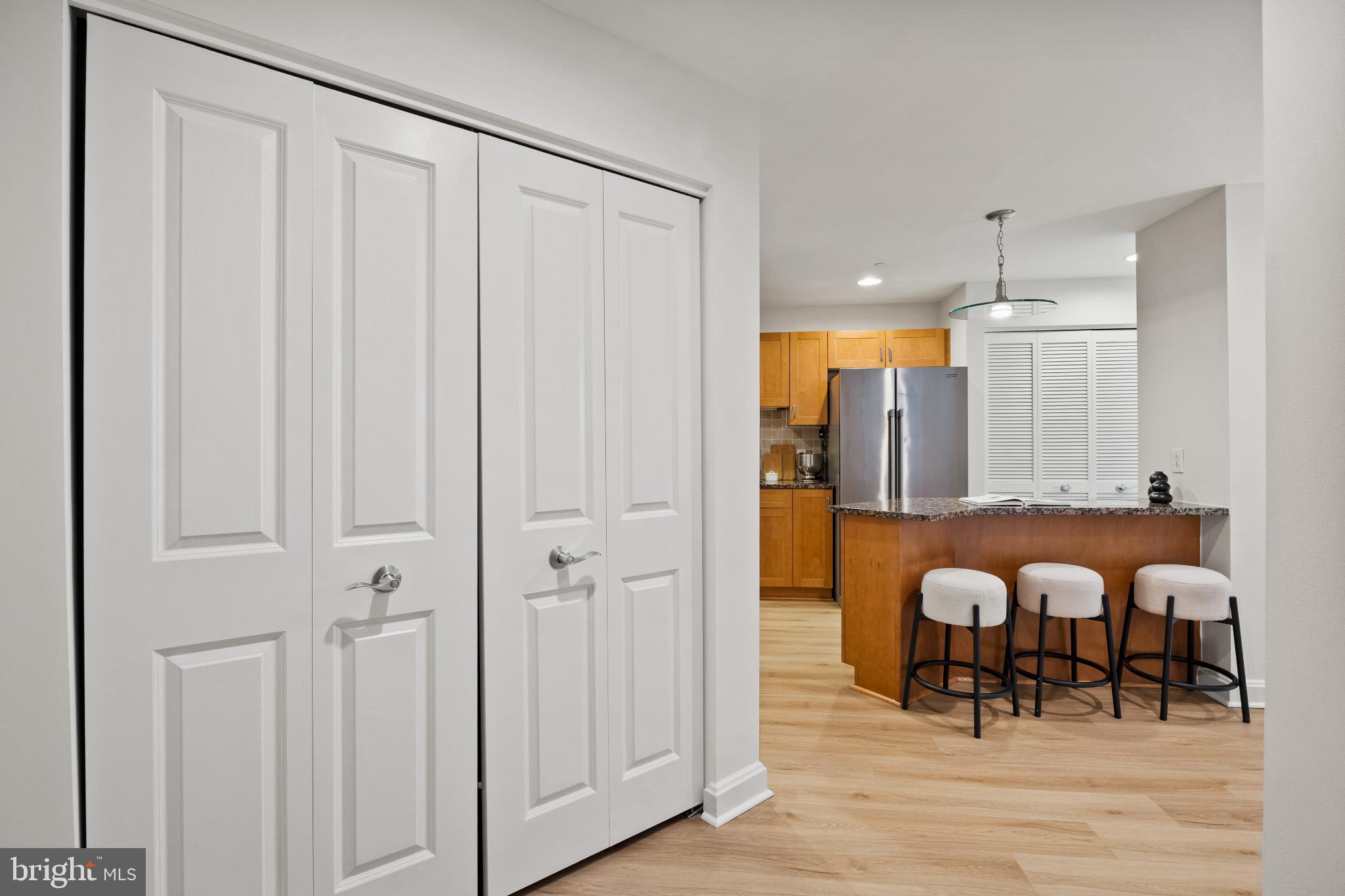 WATERFRONT SQUARE - Residential