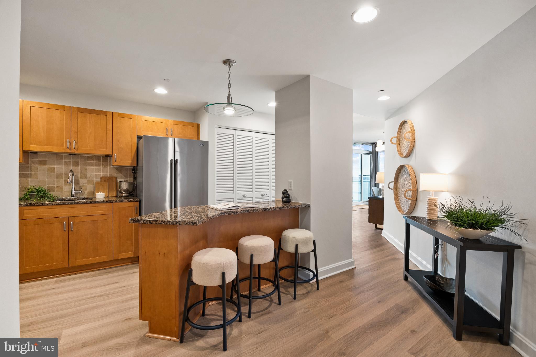 WATERFRONT SQUARE - Residential