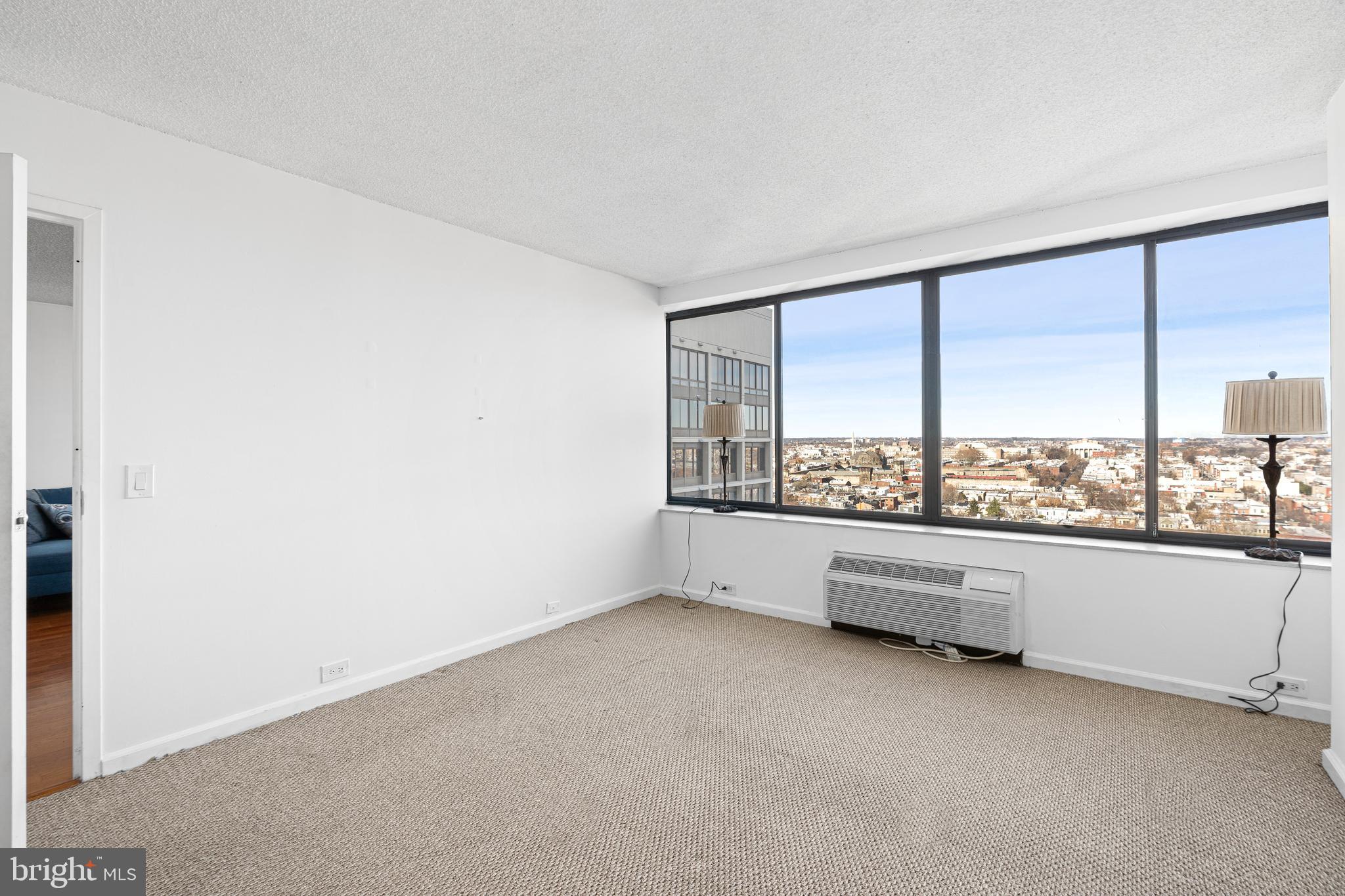 ART MUSEUM AREA - Residential