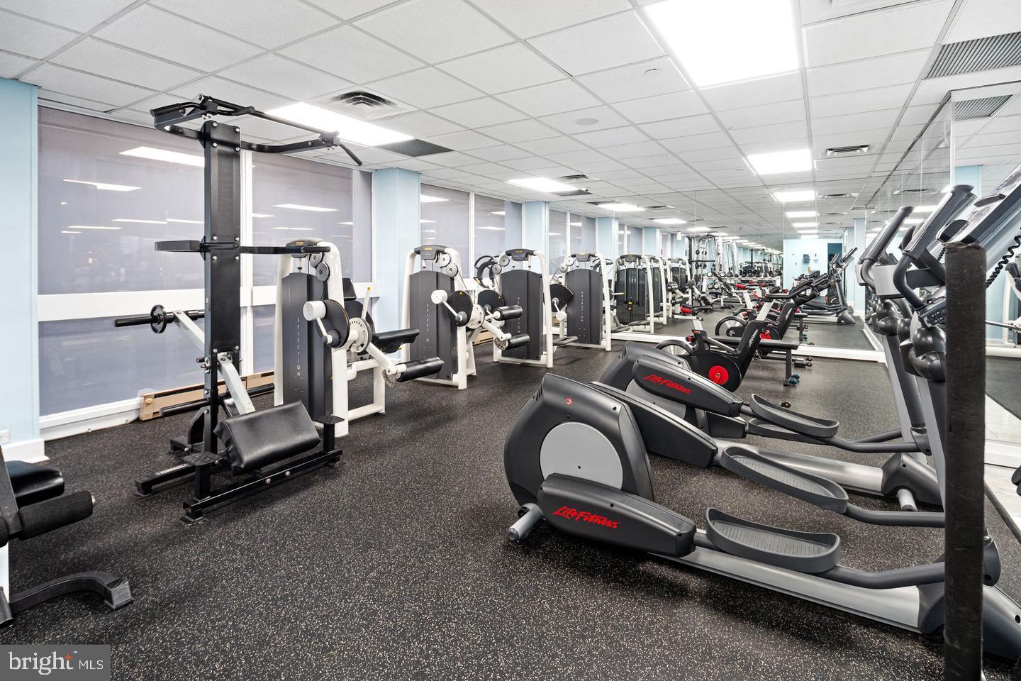 ART MUSEUM AREA - Residential