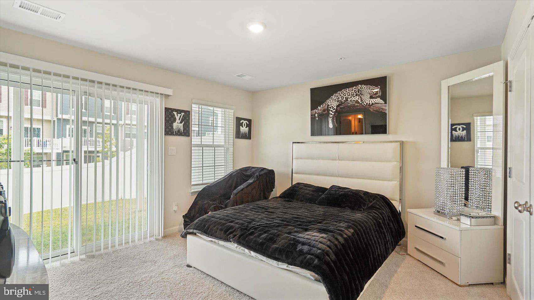 ROSEDALE - Residential