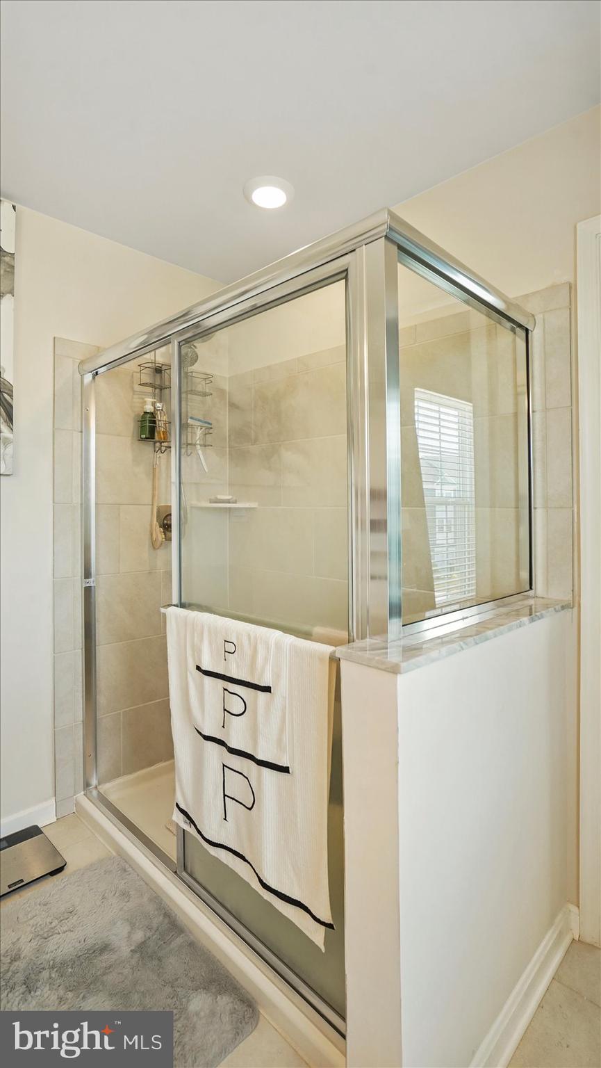 ROSEDALE - Residential