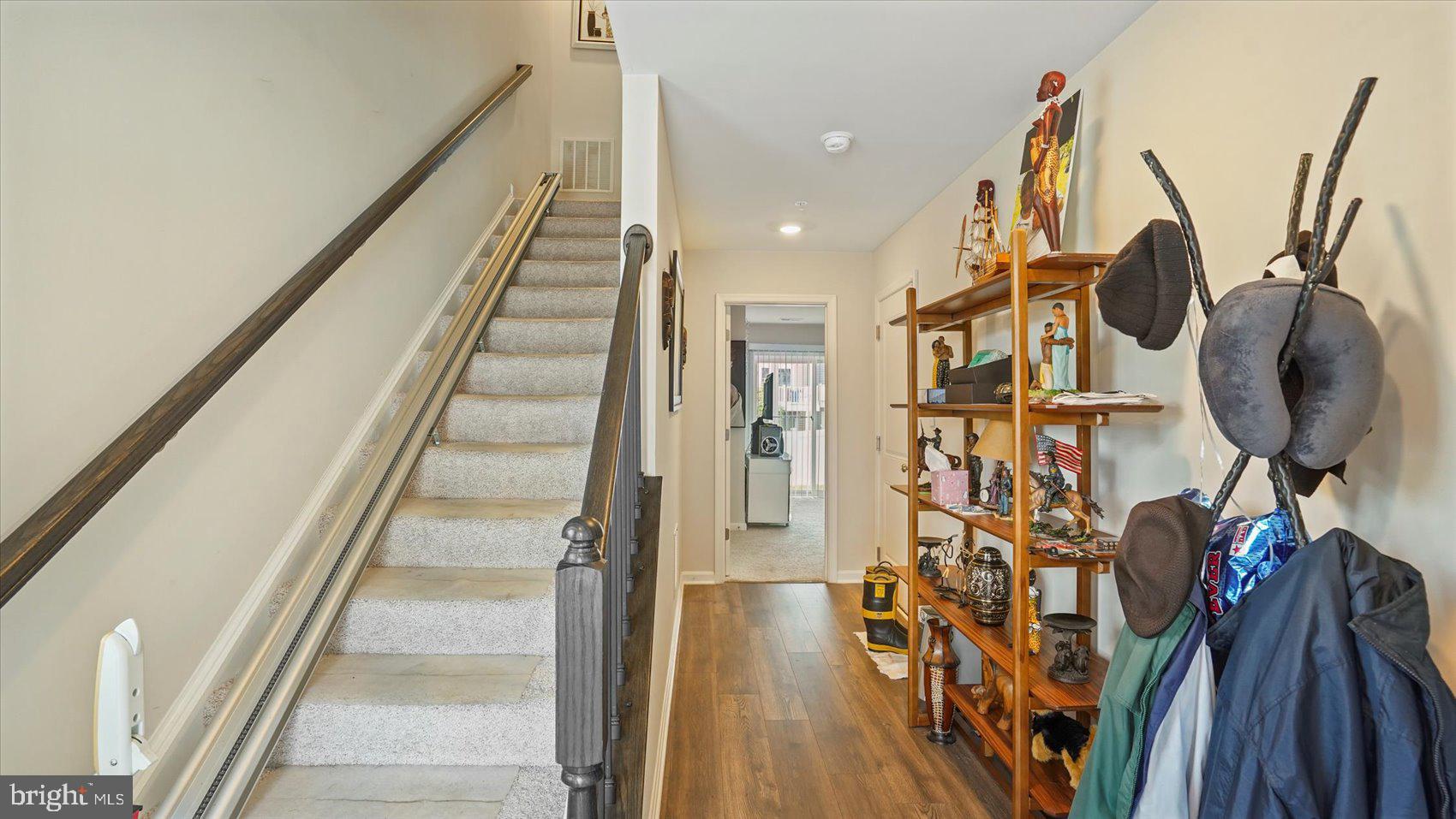 ROSEDALE - Residential