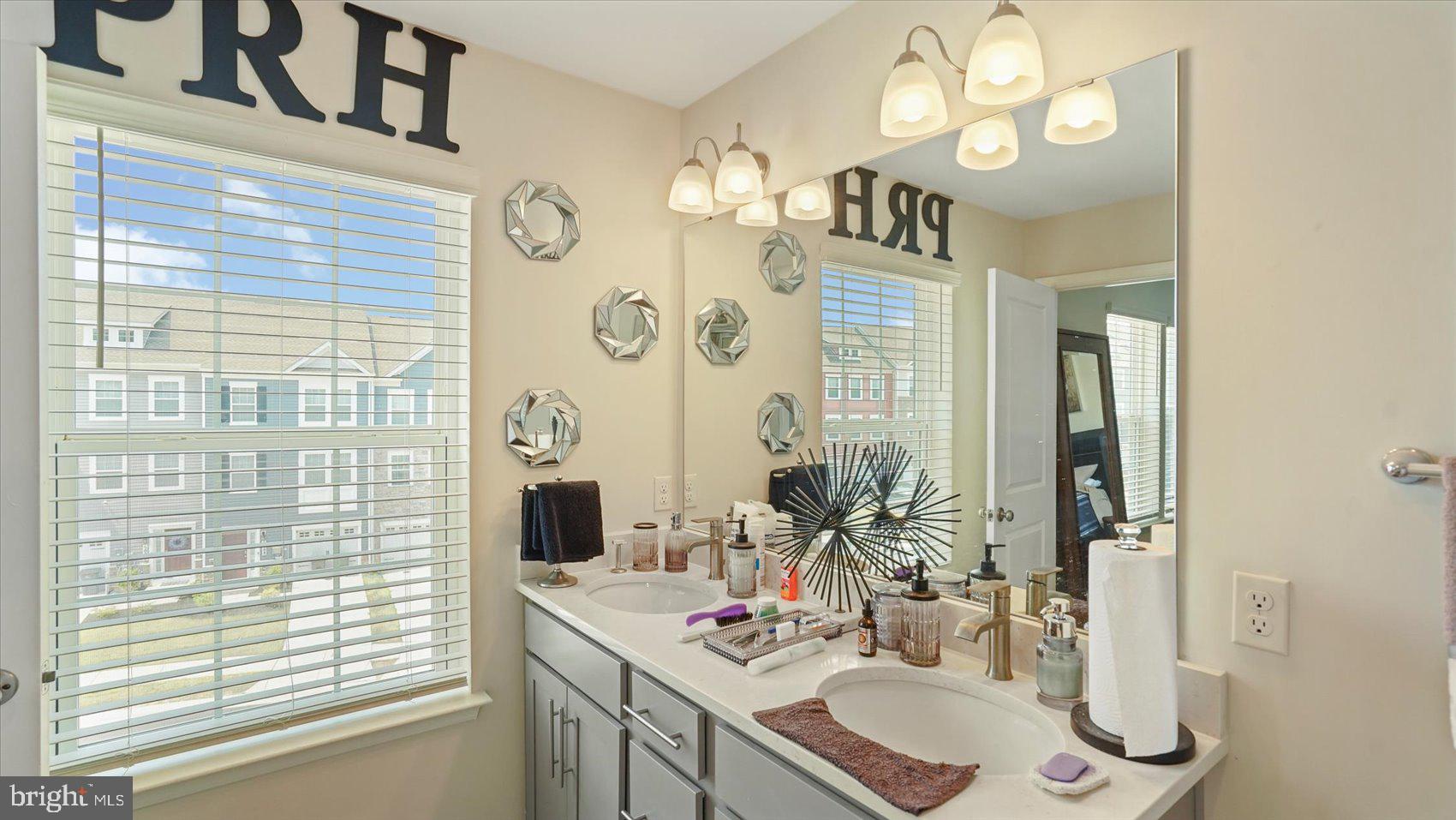 ROSEDALE - Residential