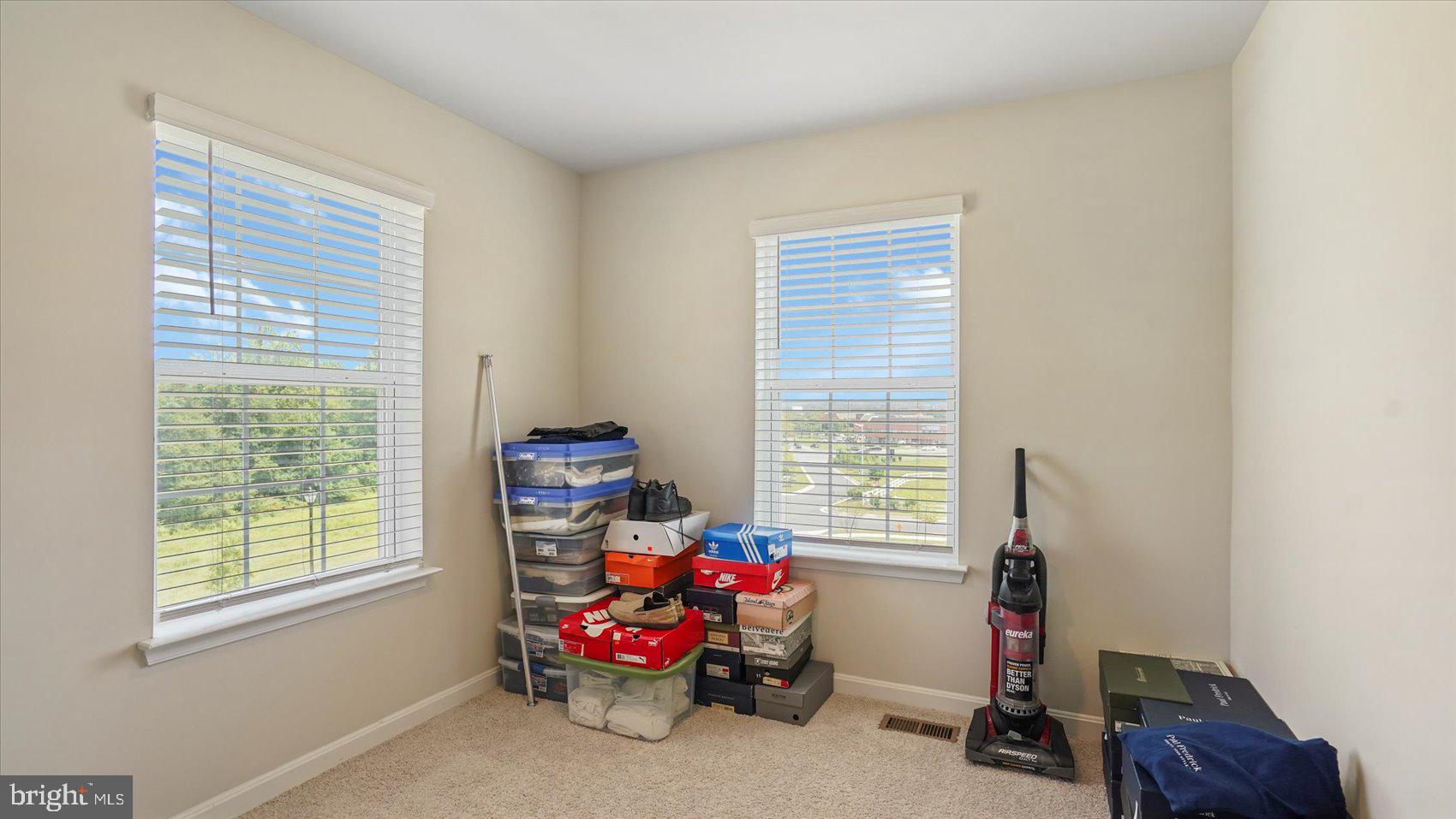 ROSEDALE - Residential