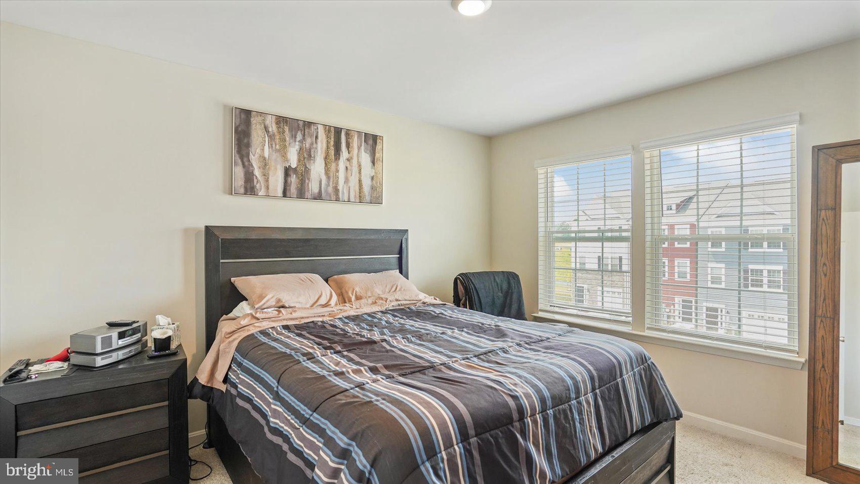 ROSEDALE - Residential