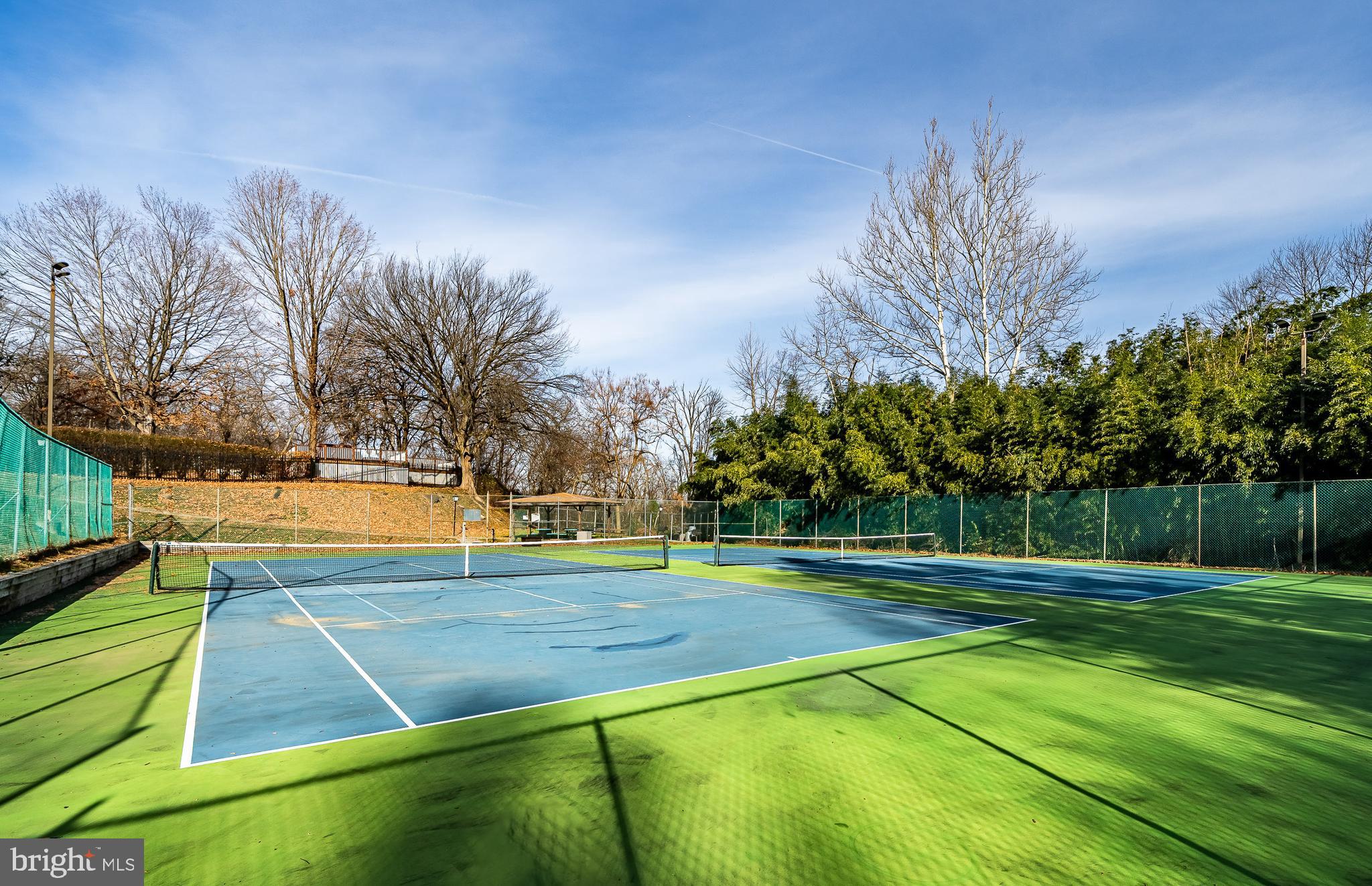 OAK HILL - Residential
