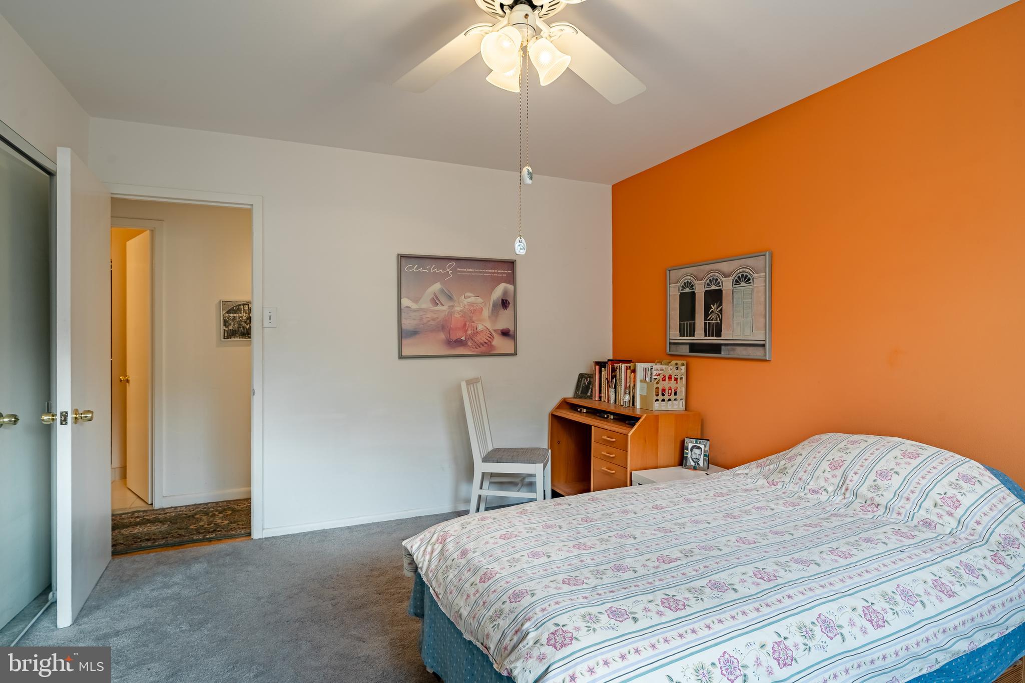 OAK HILL - Residential