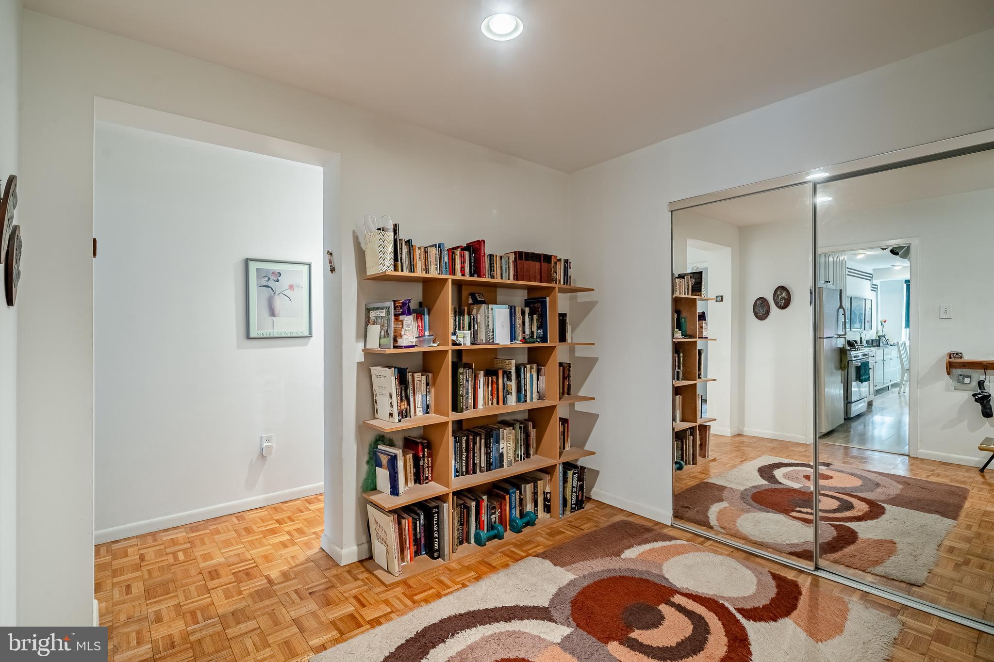 OAK HILL - Residential