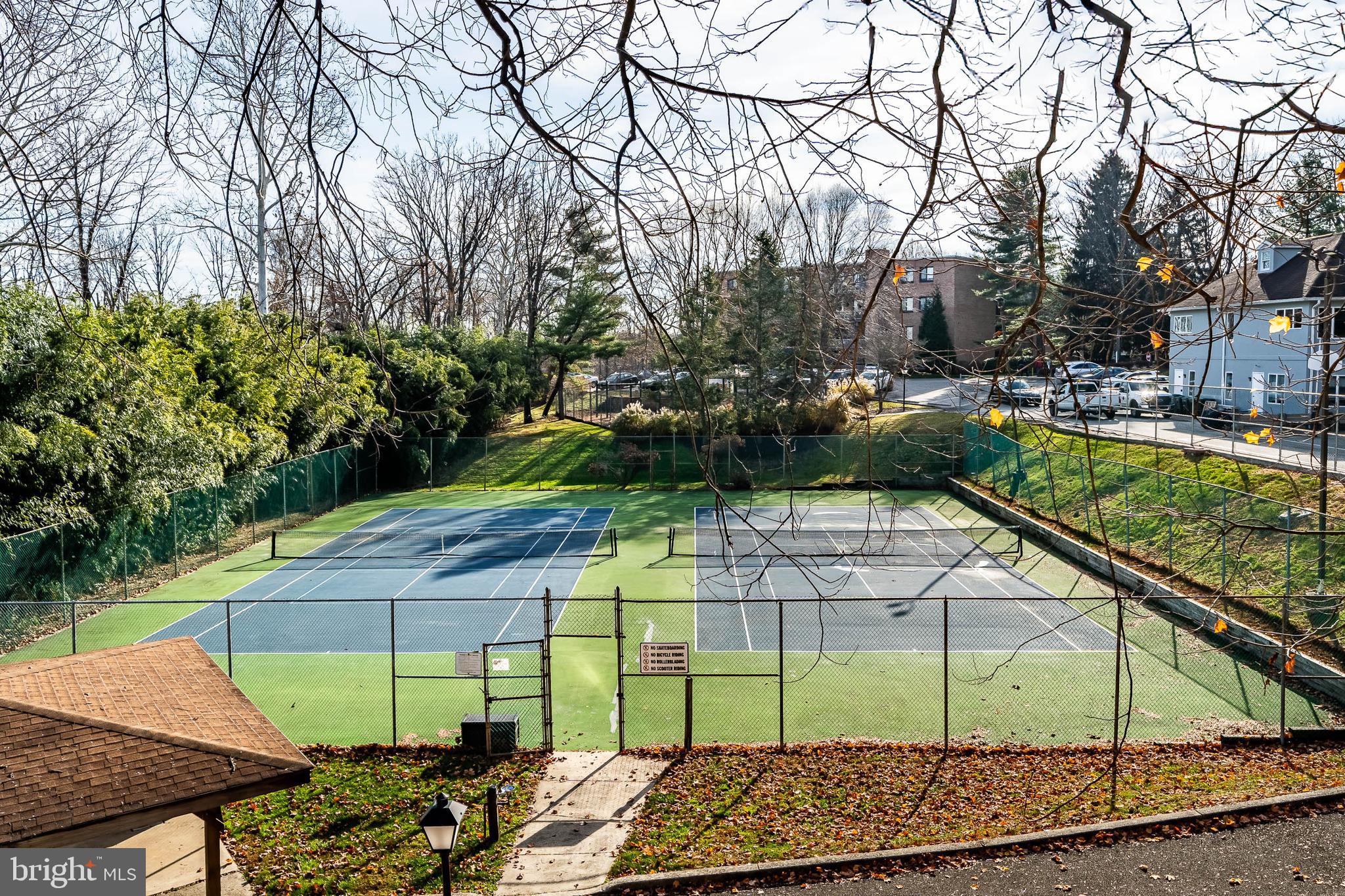 OAK HILL - Residential