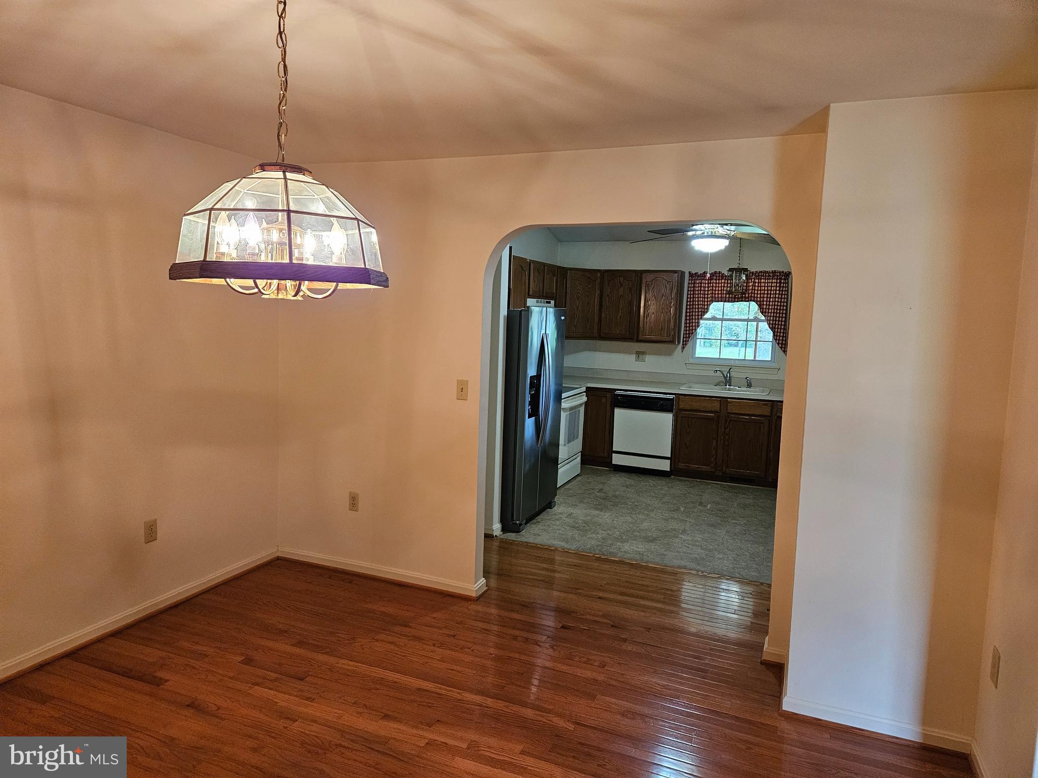 BOWLING GREEN - Residential Lease