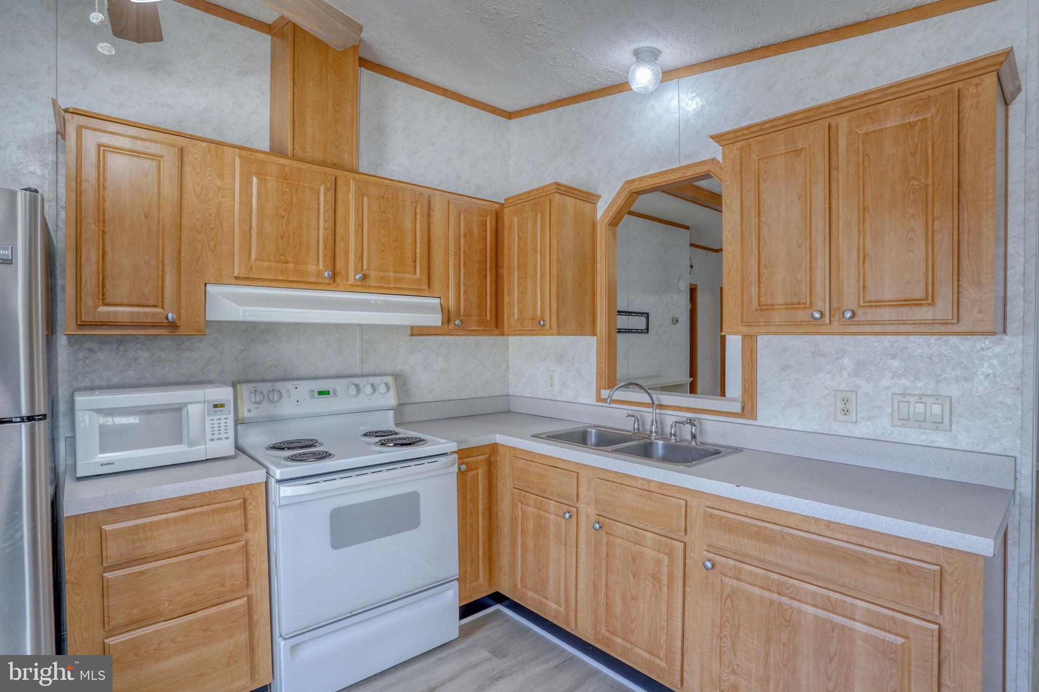 REHOBOTH BAY MHP - Residential