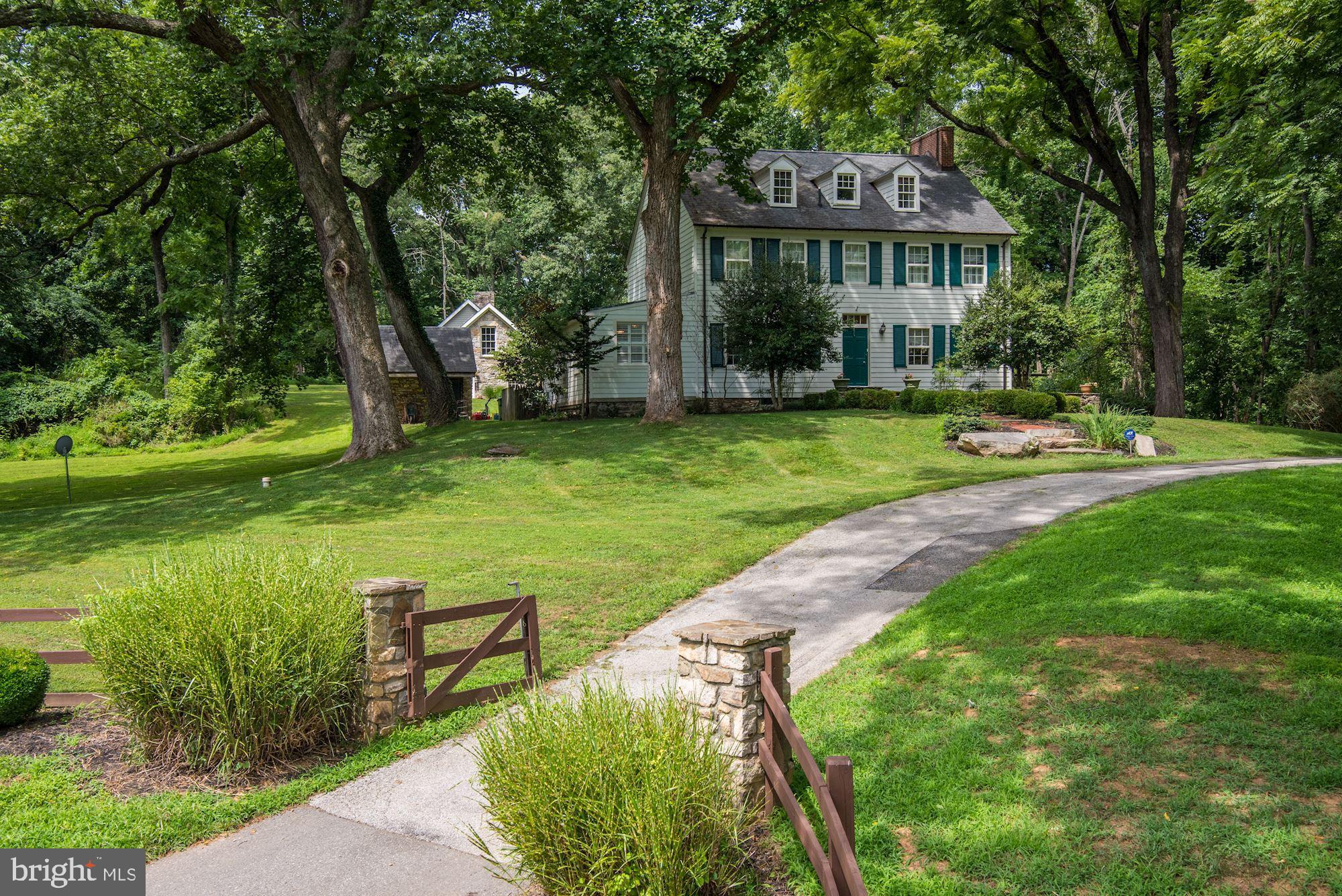 DELLABROOKE FOREST - Residential