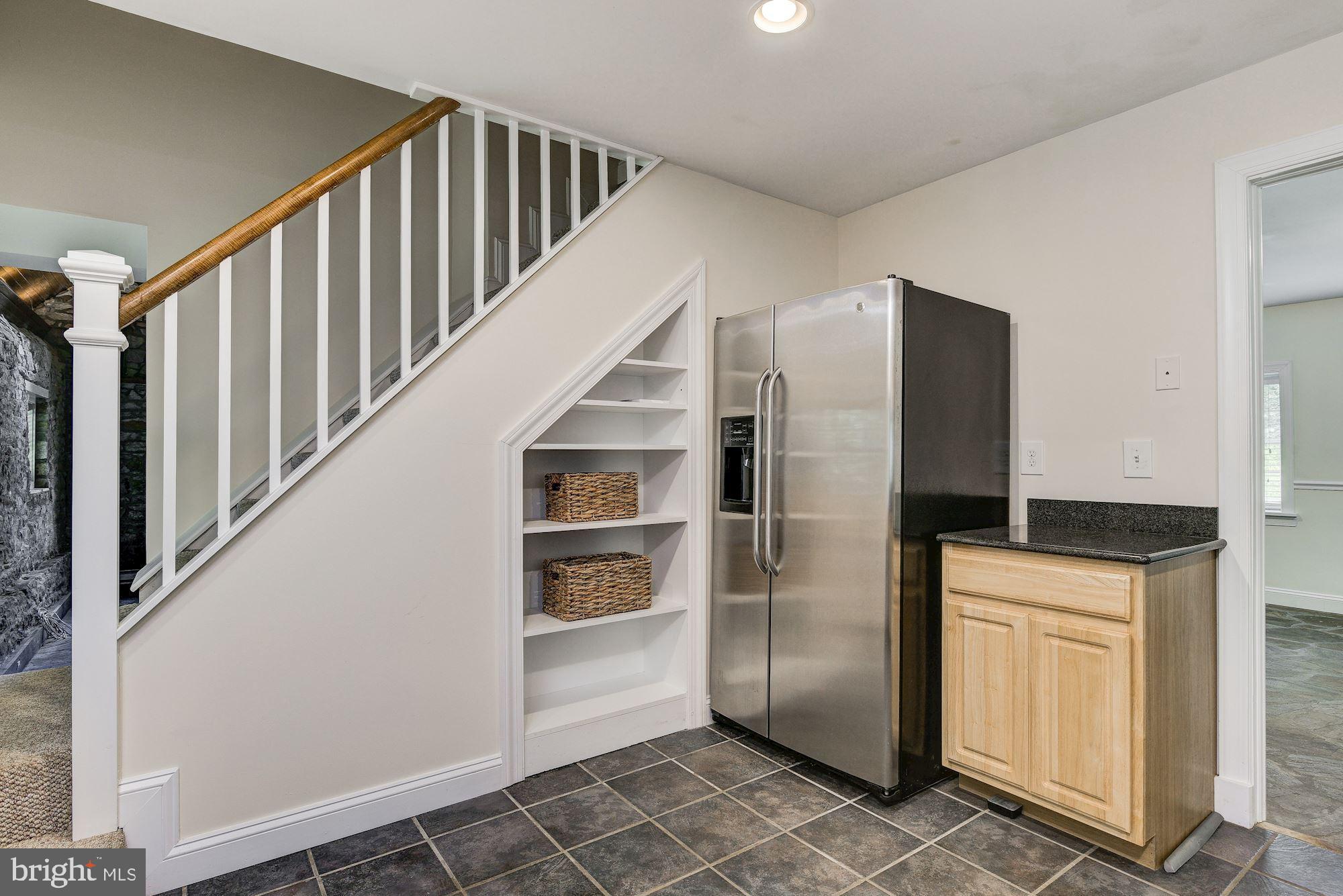 DELLABROOKE FOREST - Residential