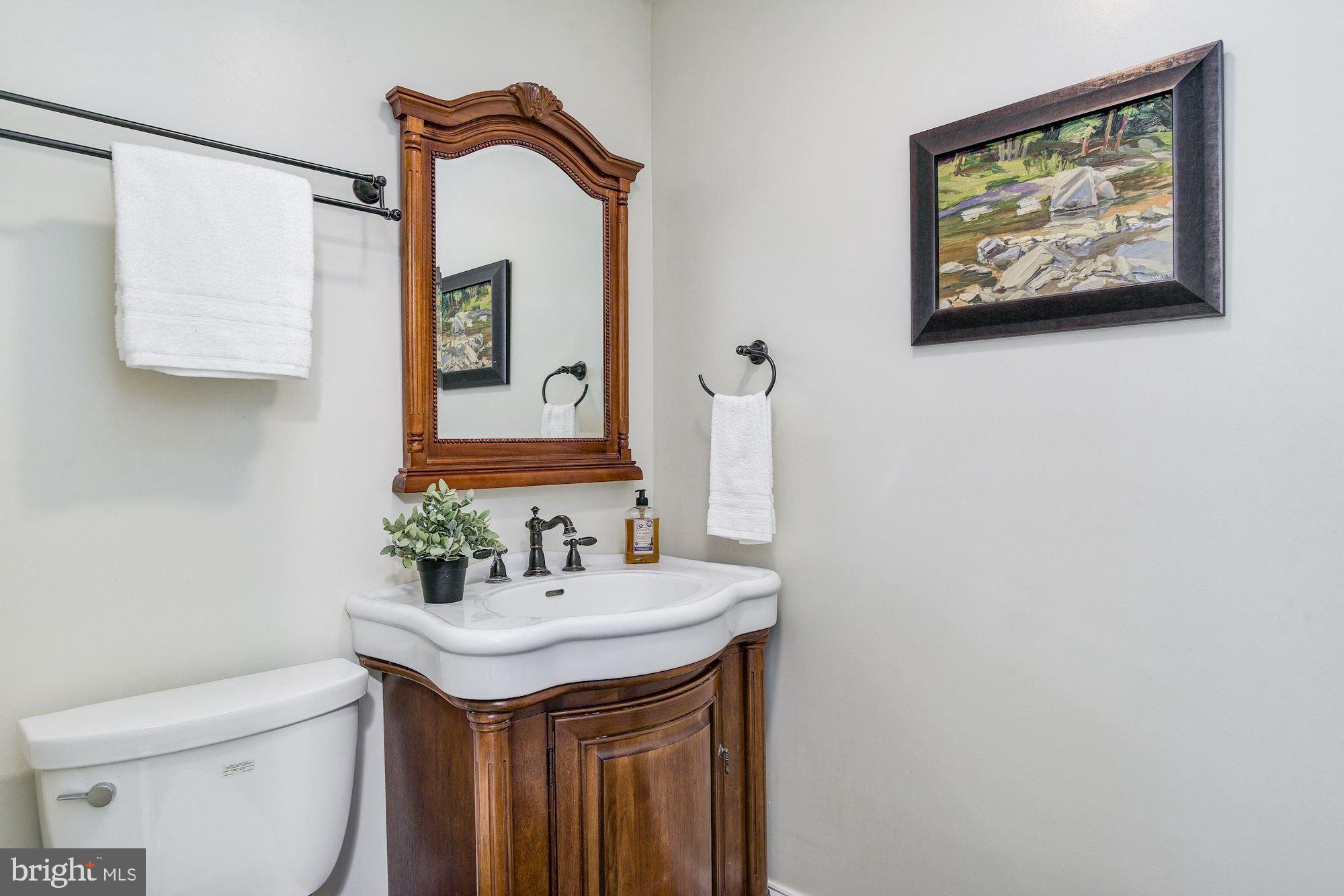 DELLABROOKE FOREST - Residential