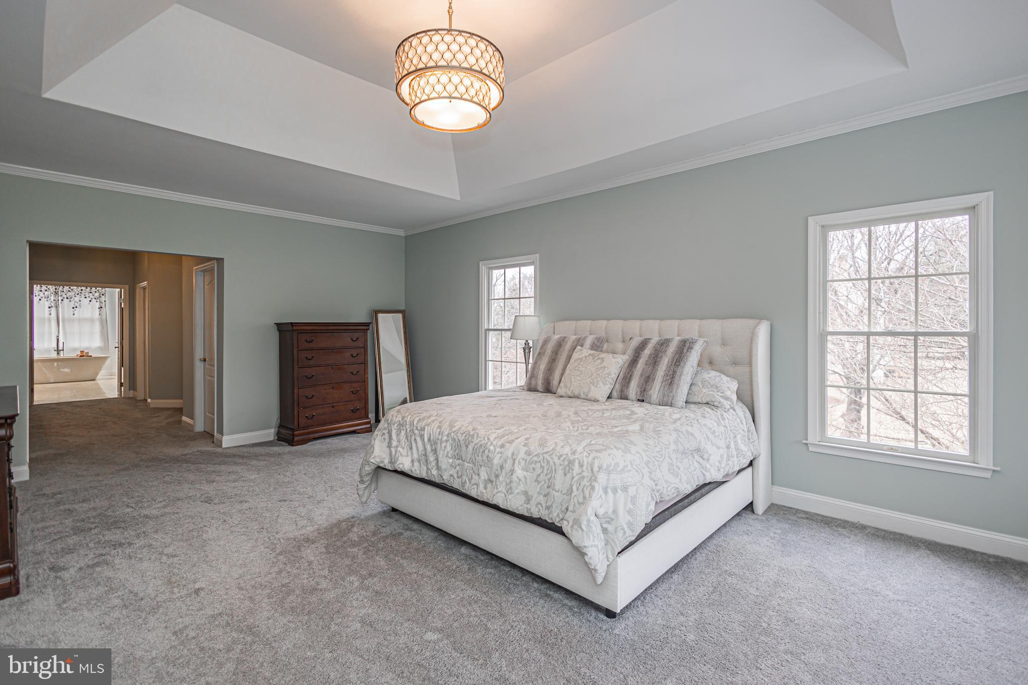 RIVER CROSSING - Residential