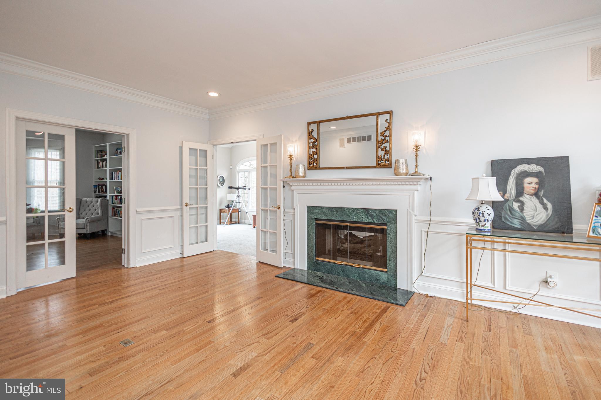 RIVER CROSSING - Residential