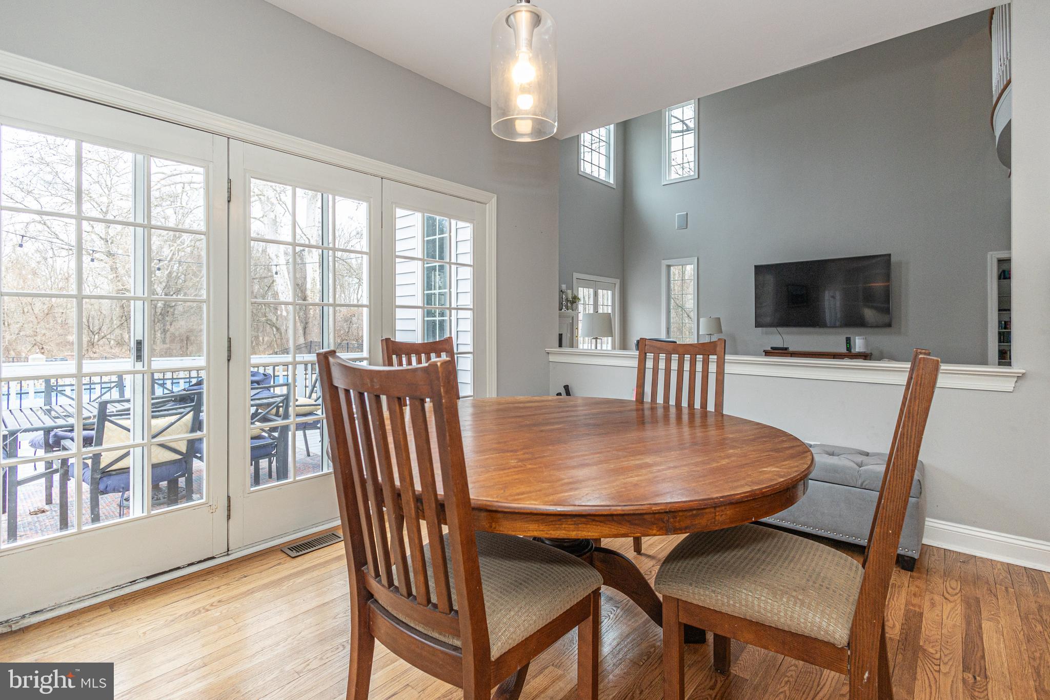 RIVER CROSSING - Residential