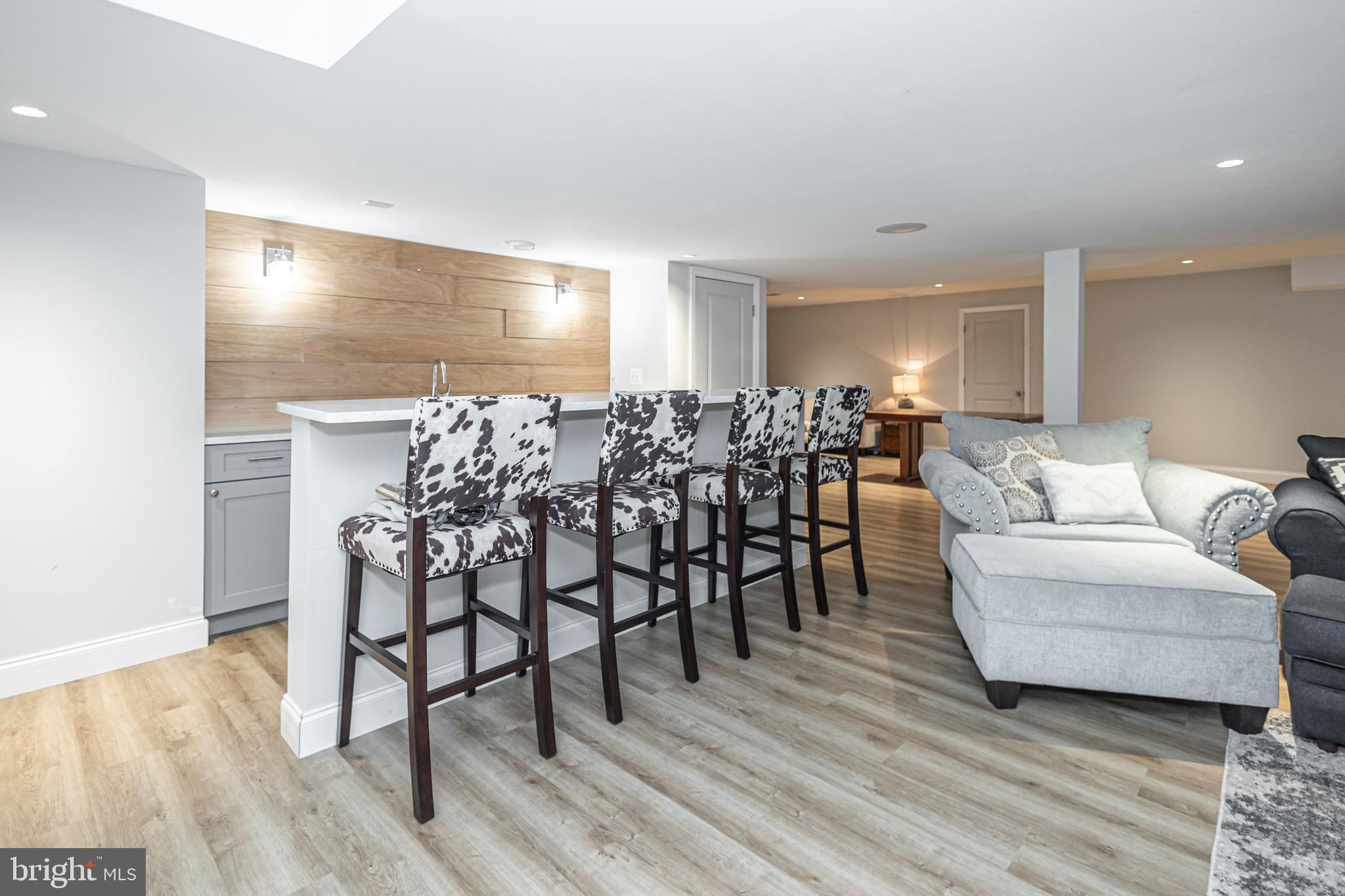 RIVER CROSSING - Residential