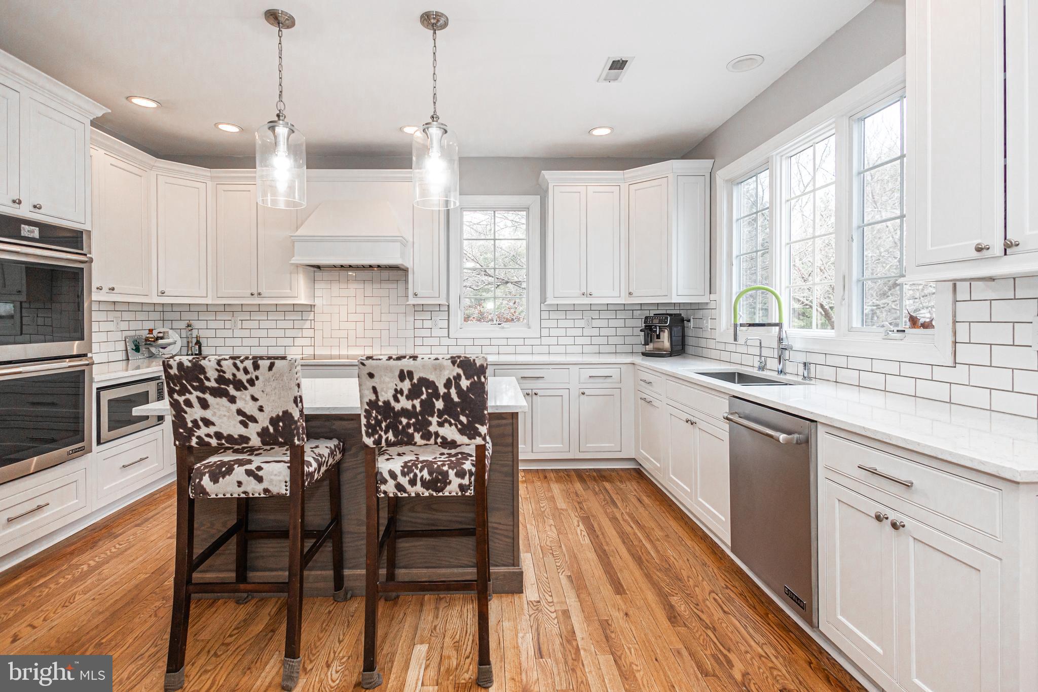 RIVER CROSSING - Residential