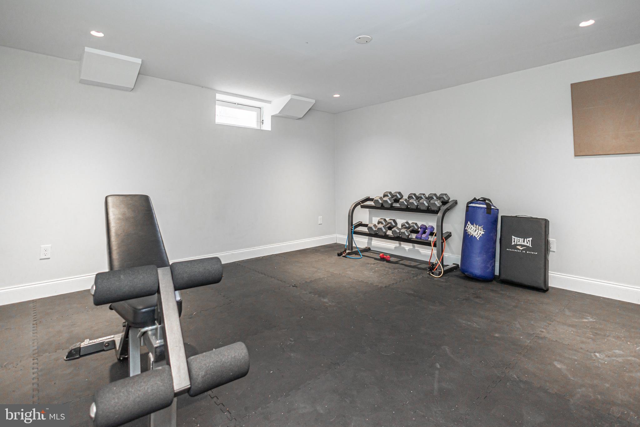 RIVER CROSSING - Residential