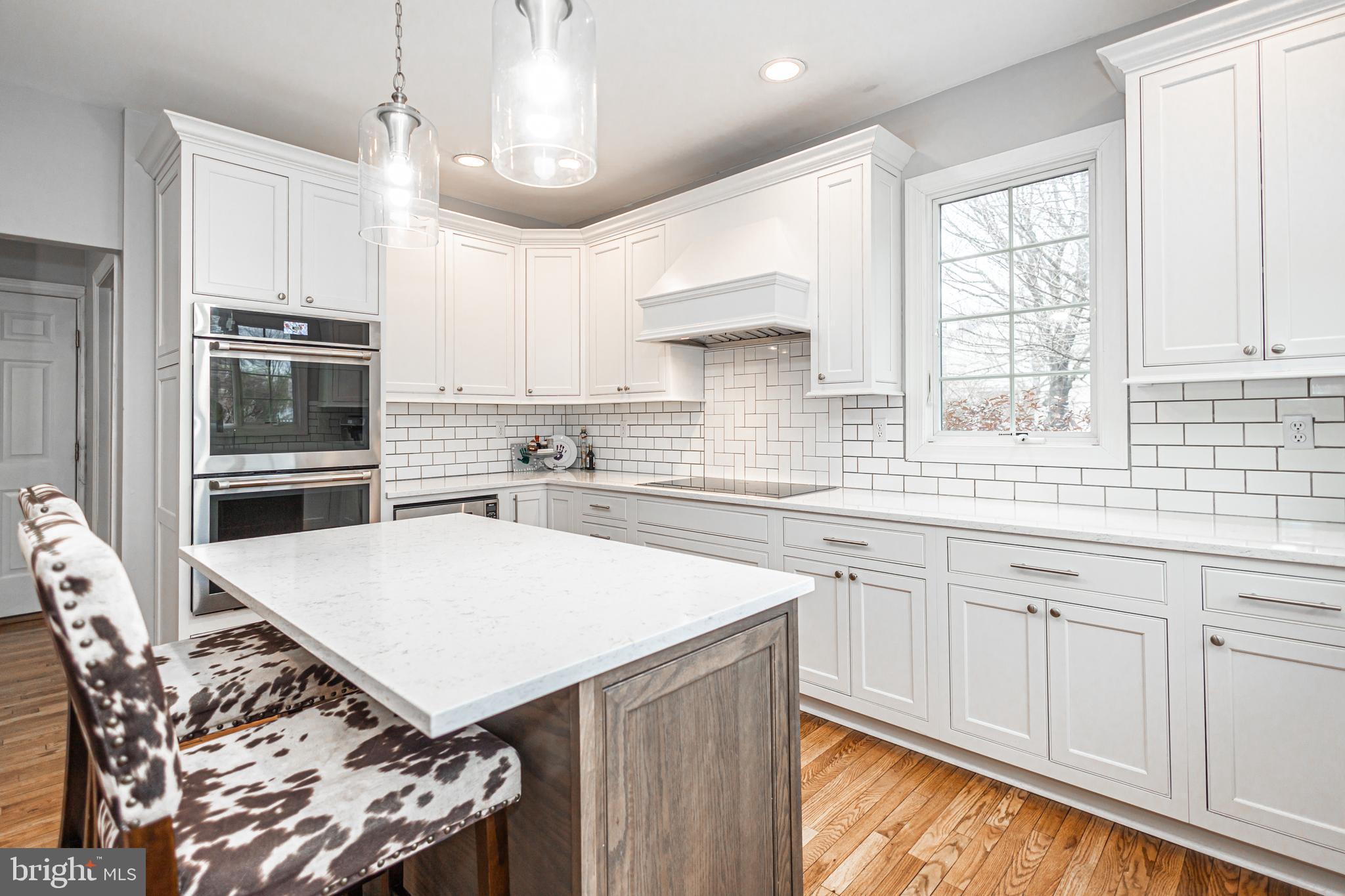 RIVER CROSSING - Residential