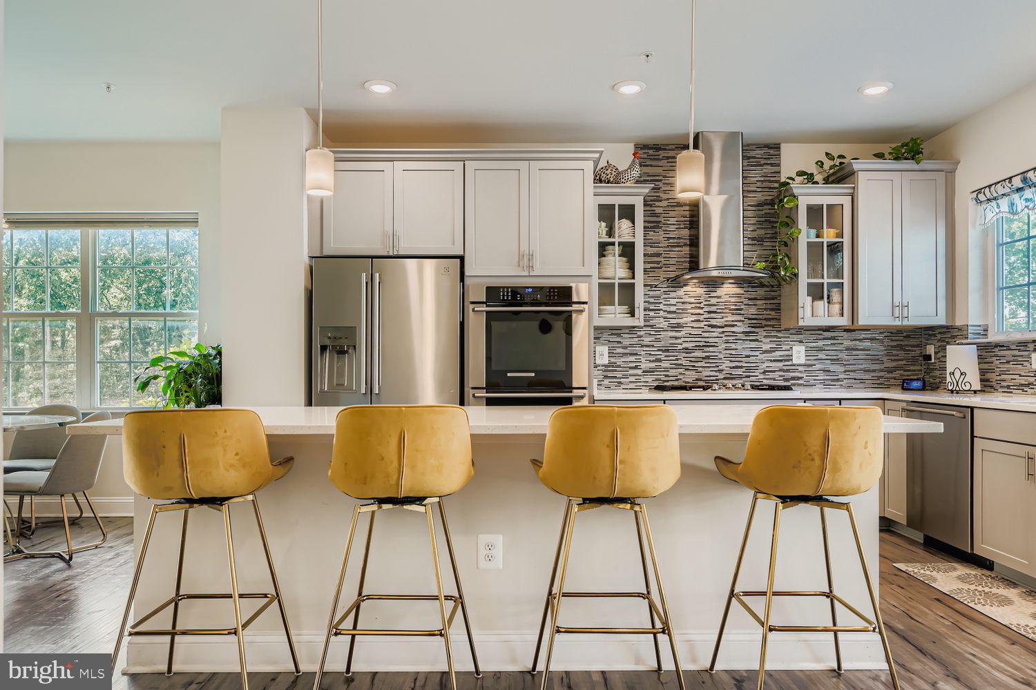 OXFORD SQUARE - Residential Lease