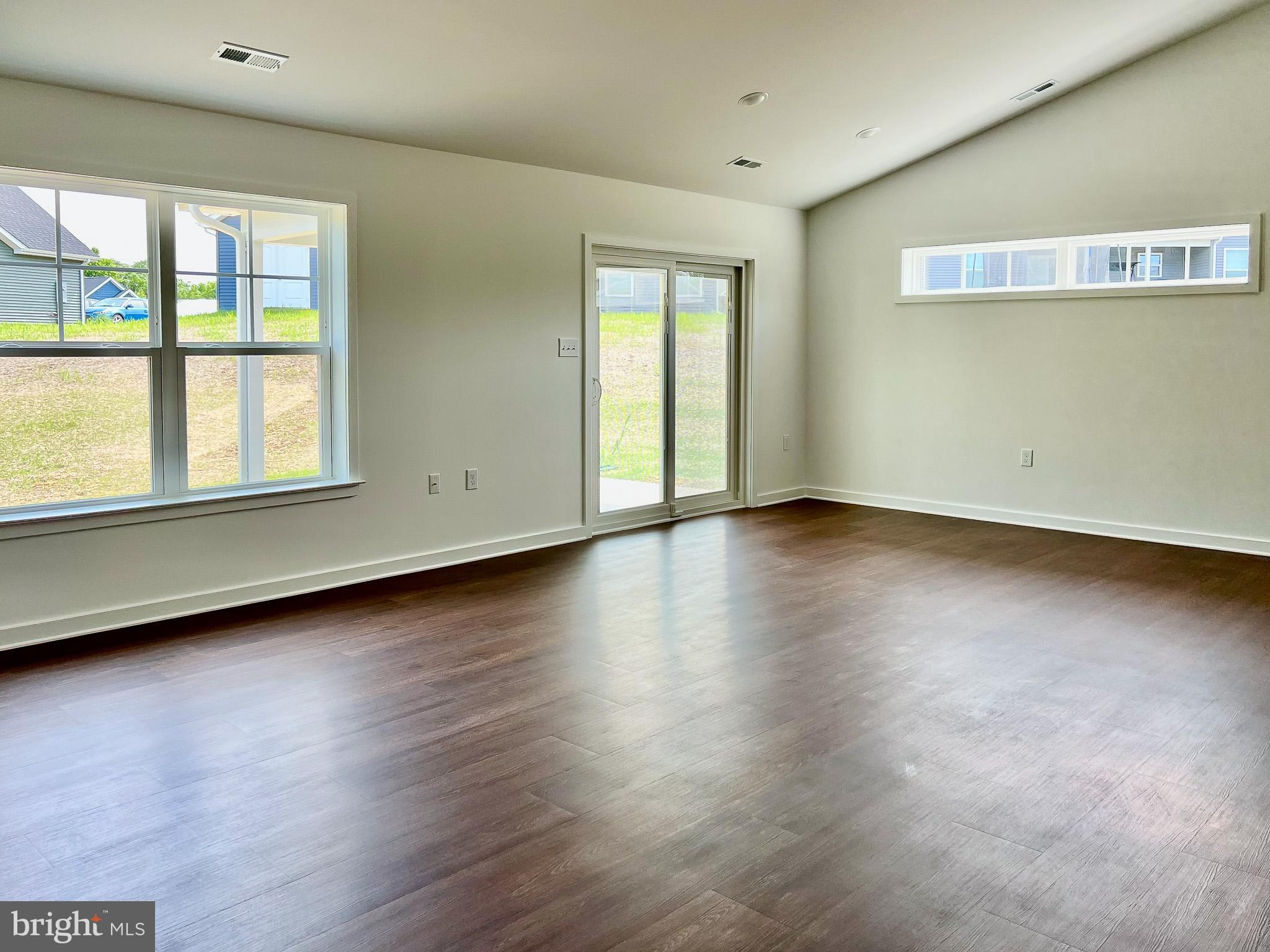 BRIDLE CREEK - Residential