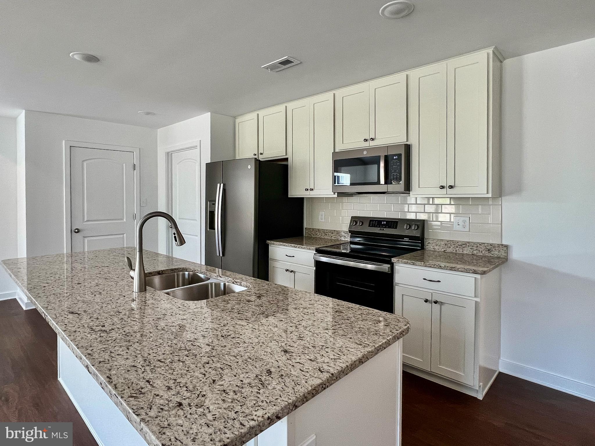 Lot 578 THOROUGHBRED TERRACE