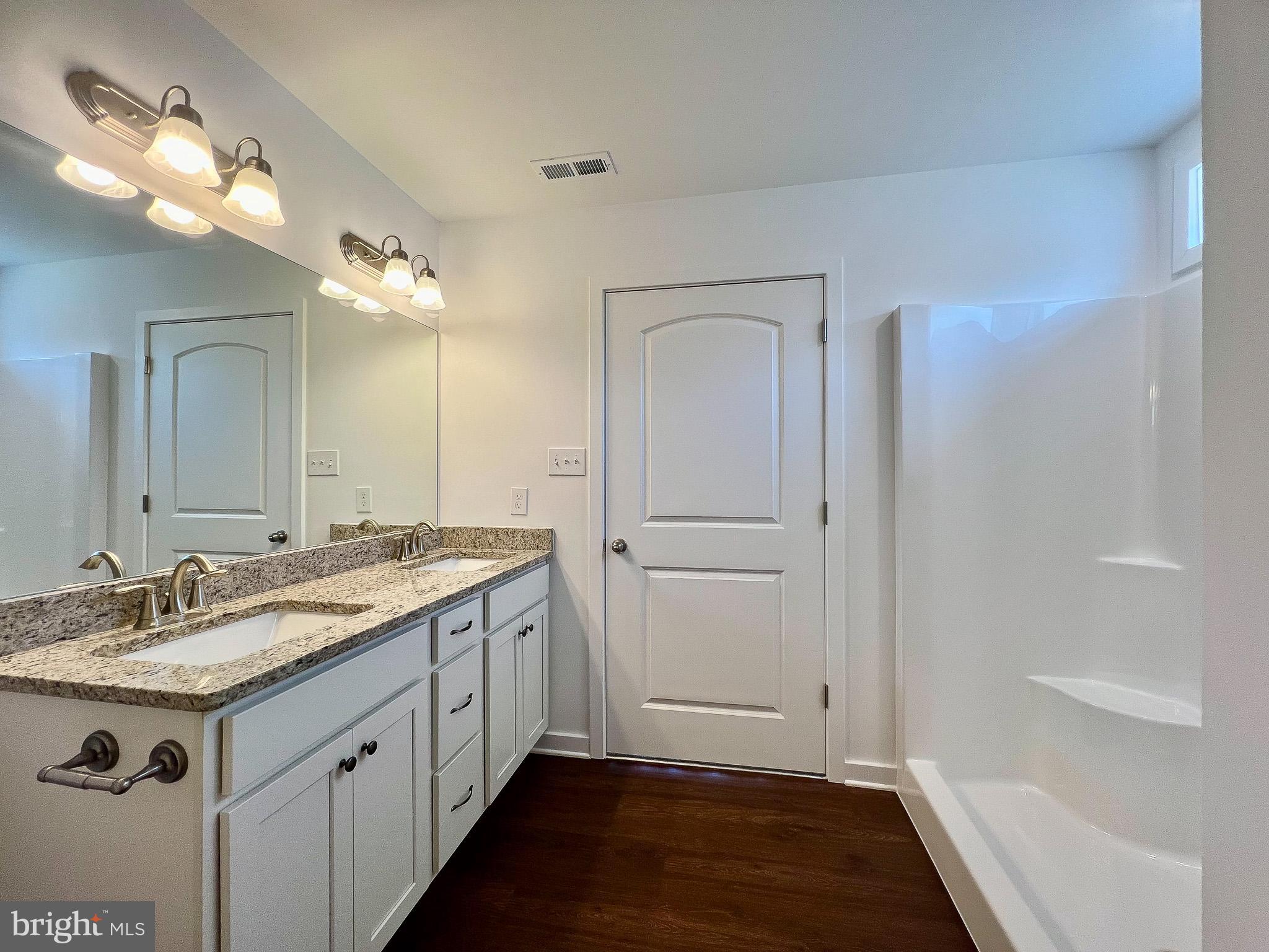 BRIDLE CREEK - Residential