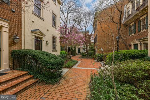 4360 WESTOVER PLACE NW WASHINGTON DC 20016