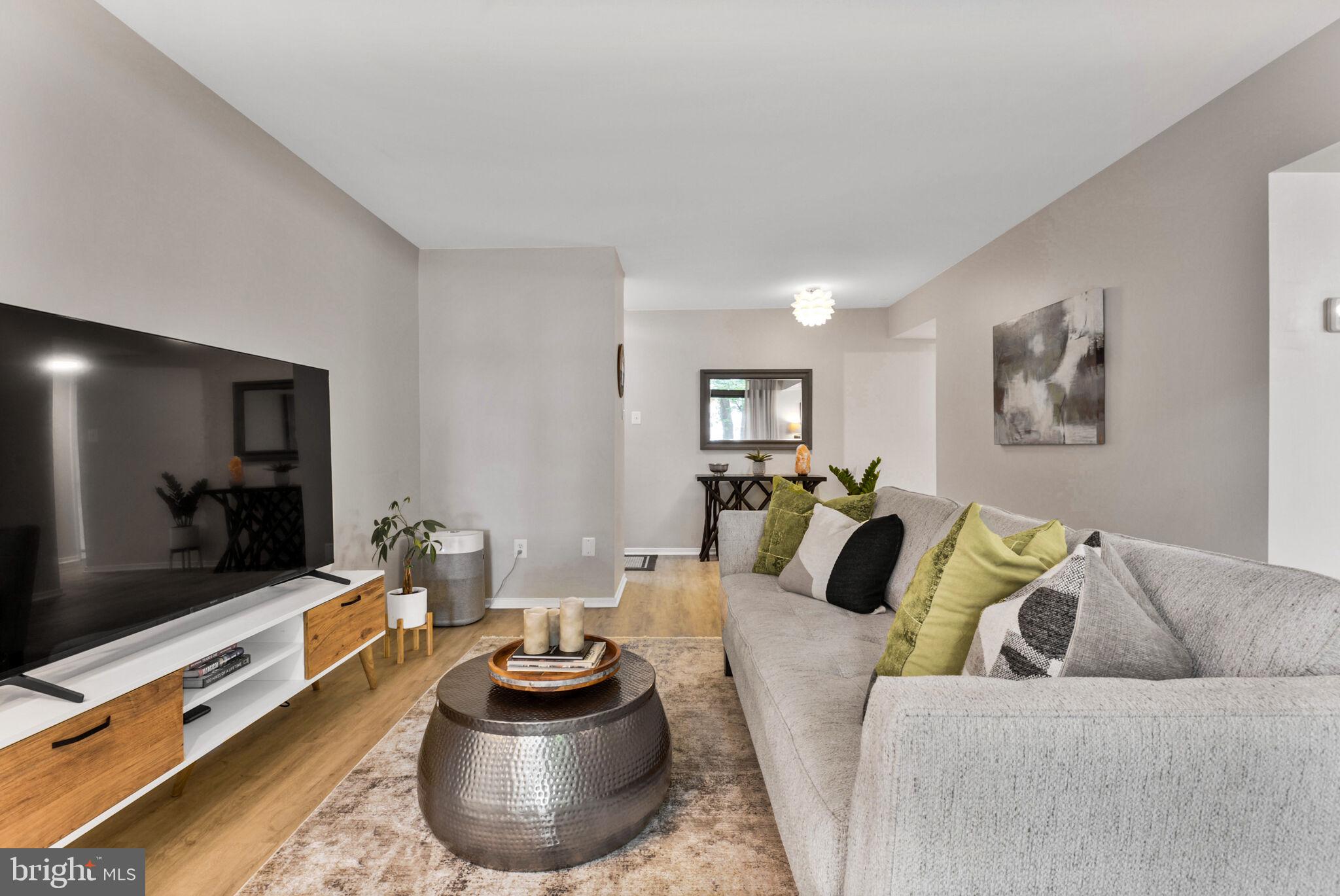 1646 PARKCREST CIRCLE 1D/200