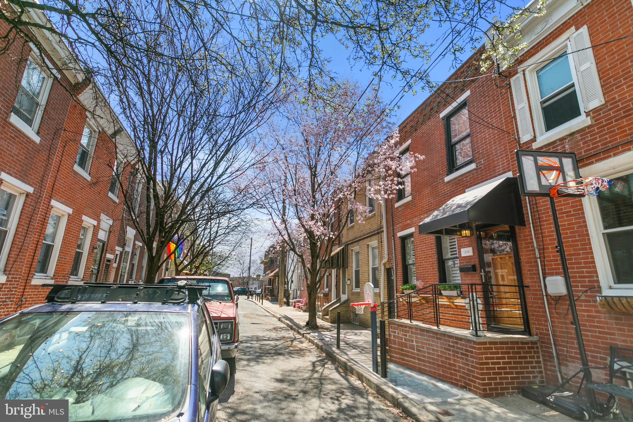 PASSYUNK SQUARE - Residential