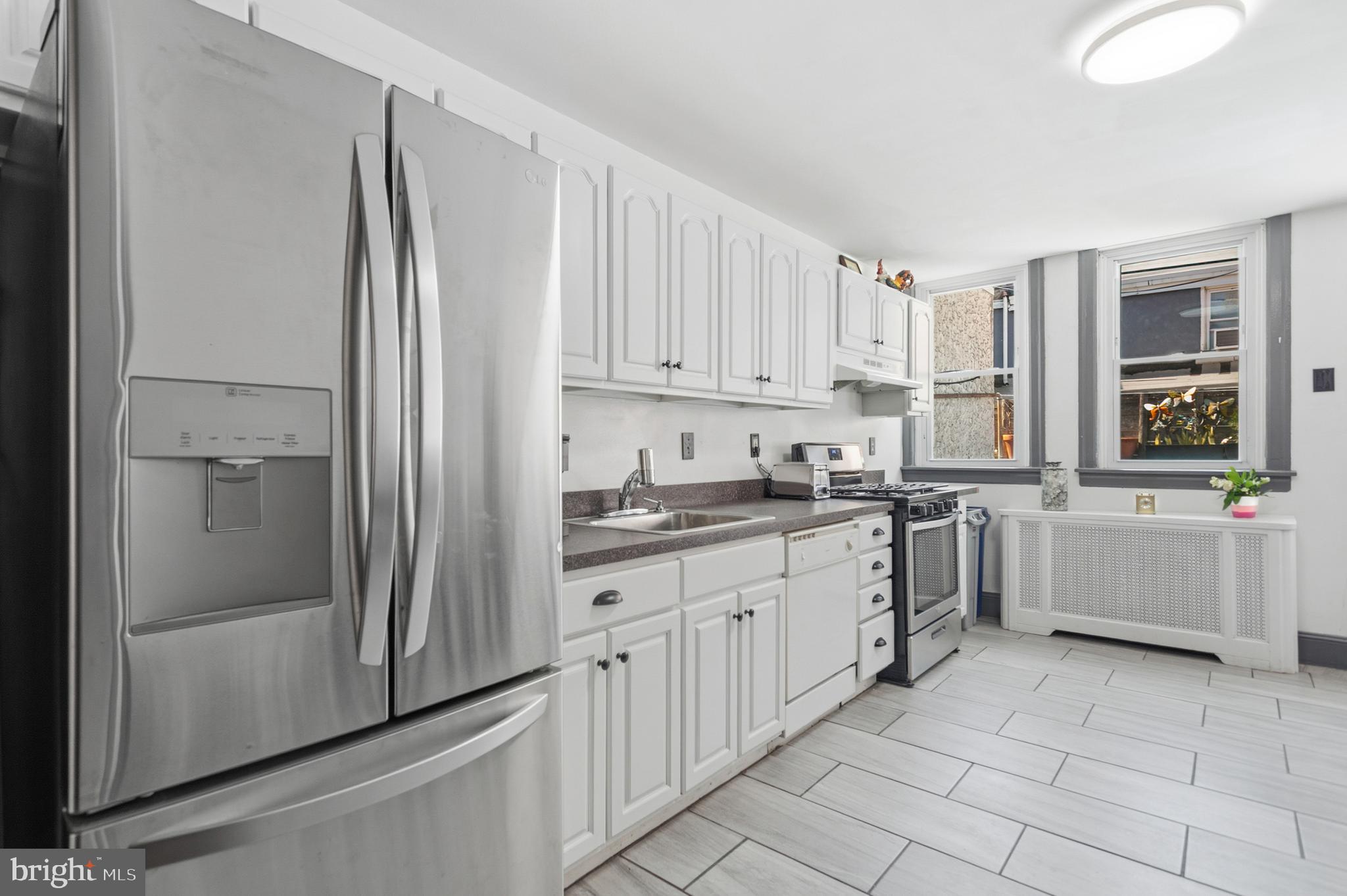 PASSYUNK SQUARE - Residential