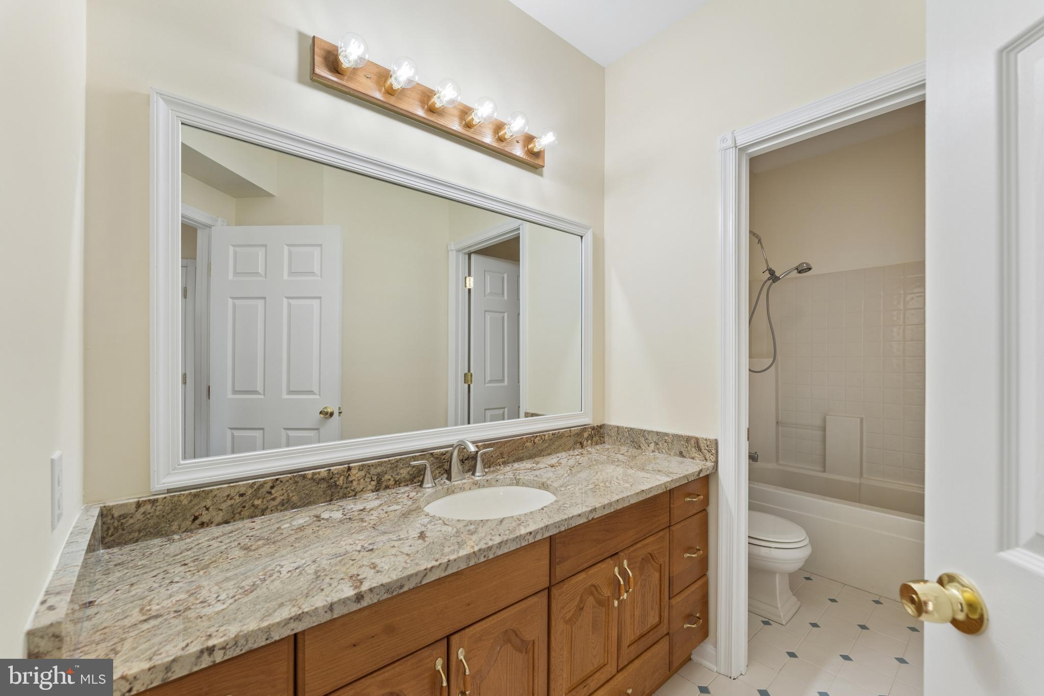 BEVERLEY BEACH - Residential