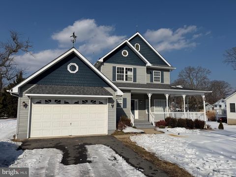 402 LINDEN AVENUE EDGEWATER MD 21037