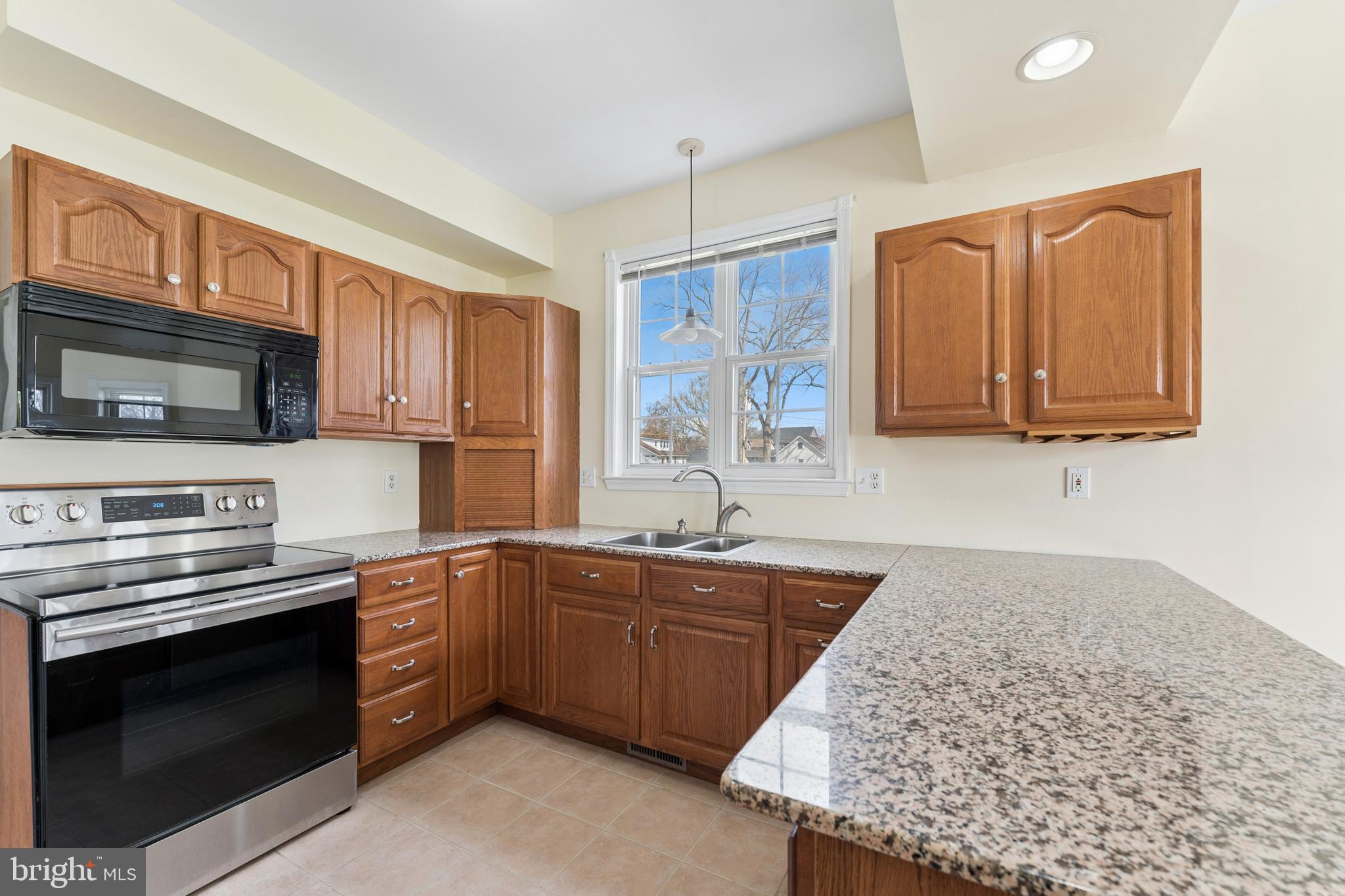 BEVERLEY BEACH - Residential