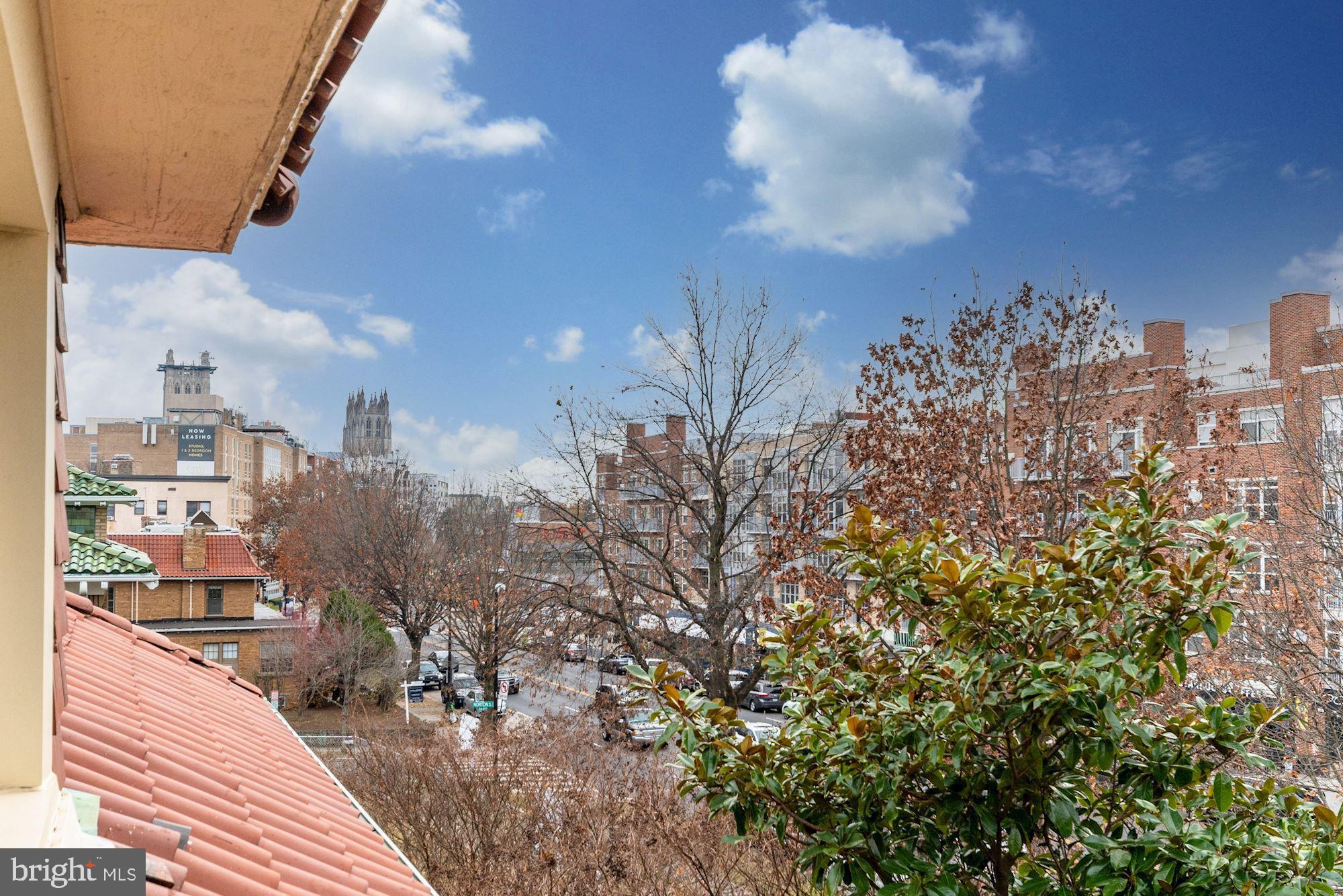 CLEVELAND PARK - Residential