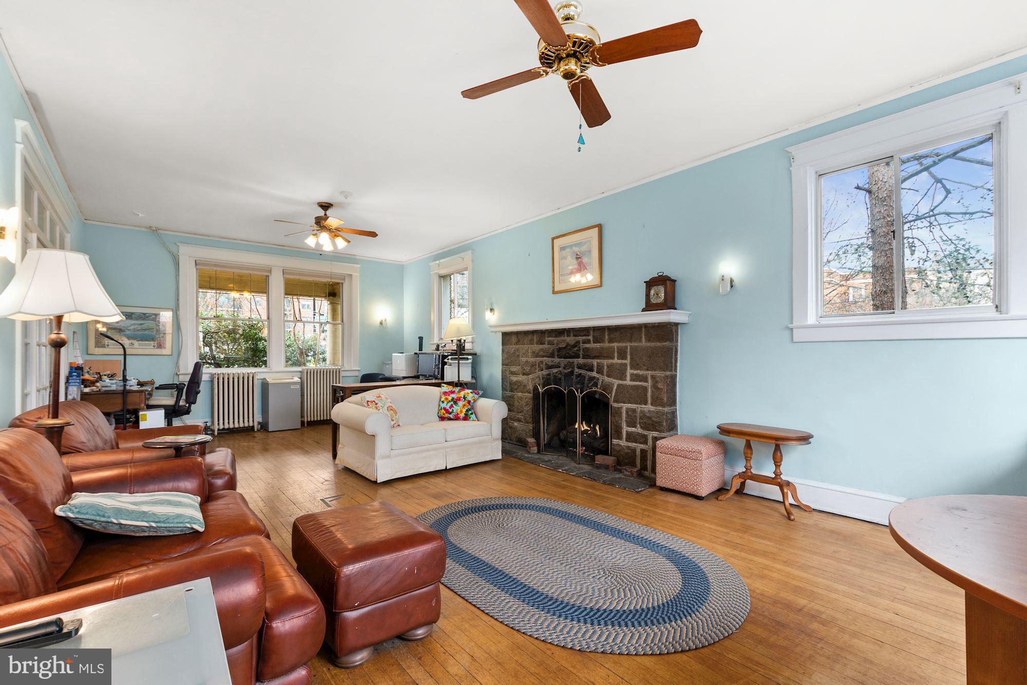 CLEVELAND PARK - Residential