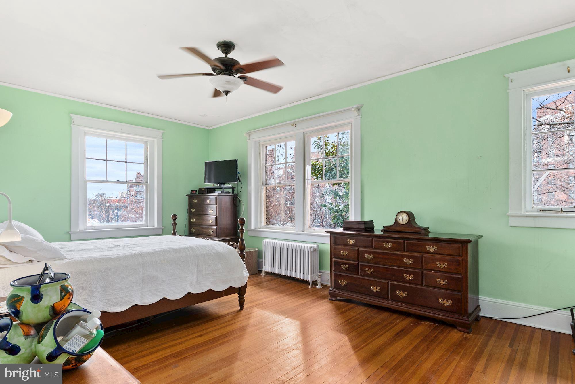 CLEVELAND PARK - Residential