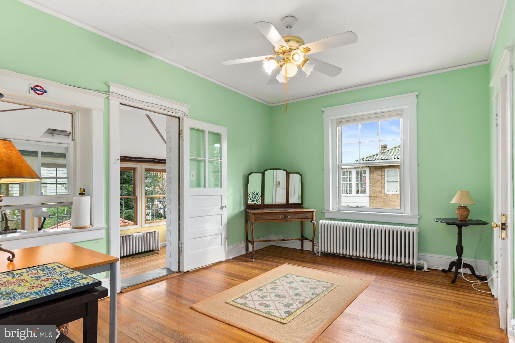 CLEVELAND PARK - Residential